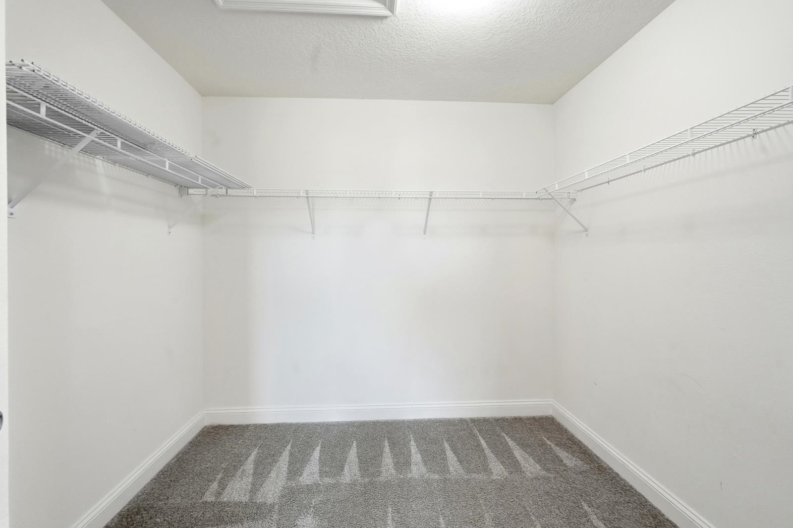 Image 37 of 62 For 216 Santorini Ct