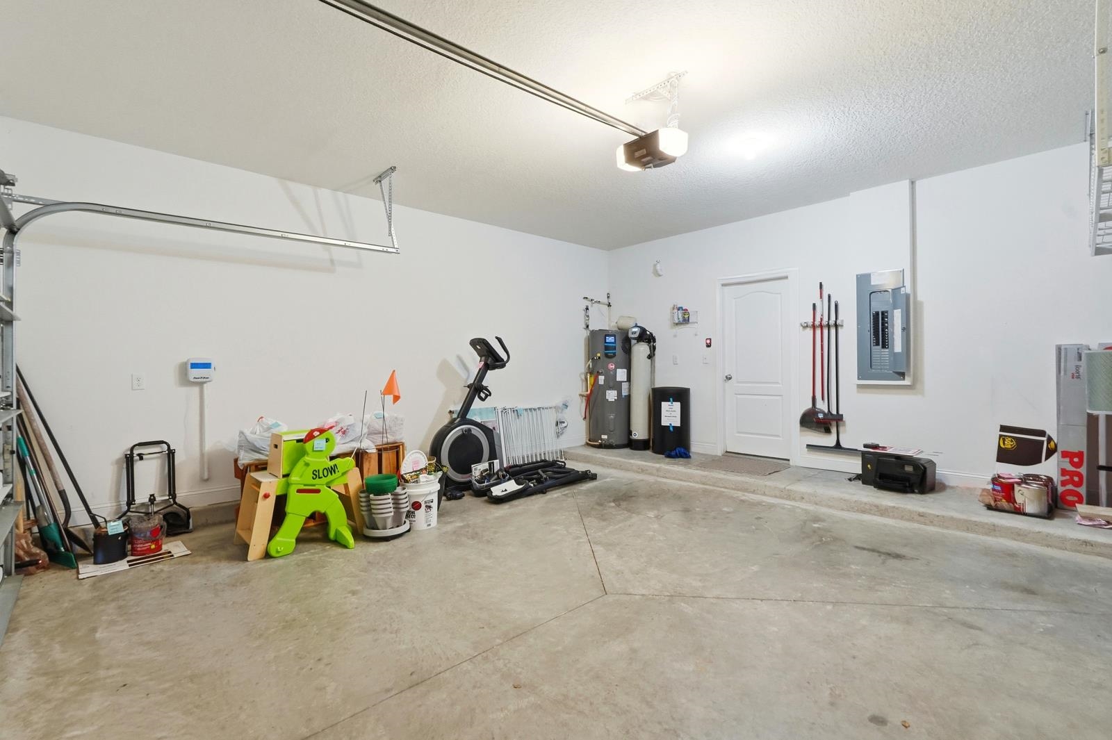 Image 44 of 62 For 216 Santorini Ct