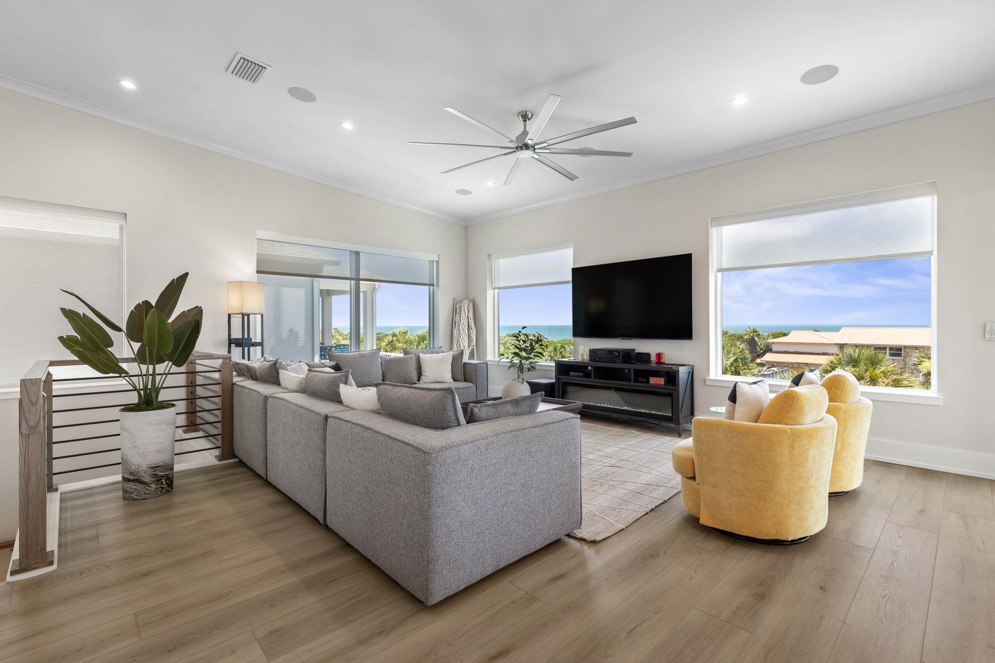 Image 3 of 73 For 3538 Ocean Shore Blvd N