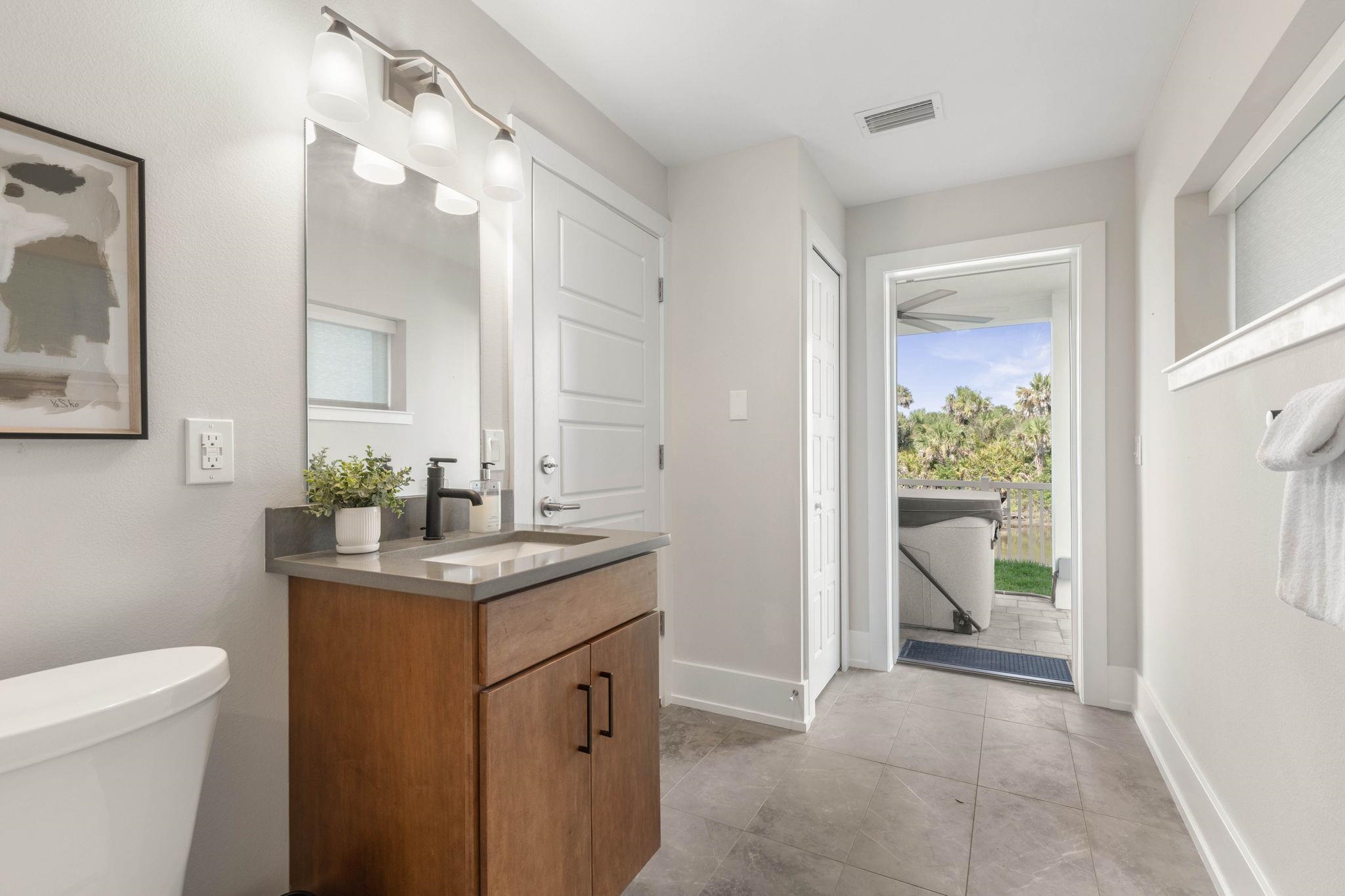 Image 55 of 73 For 3538 Ocean Shore Blvd N