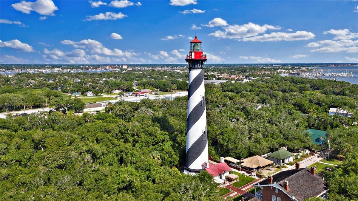 Image 32 of 41 For 124 Rio Del Mar Unit C  C