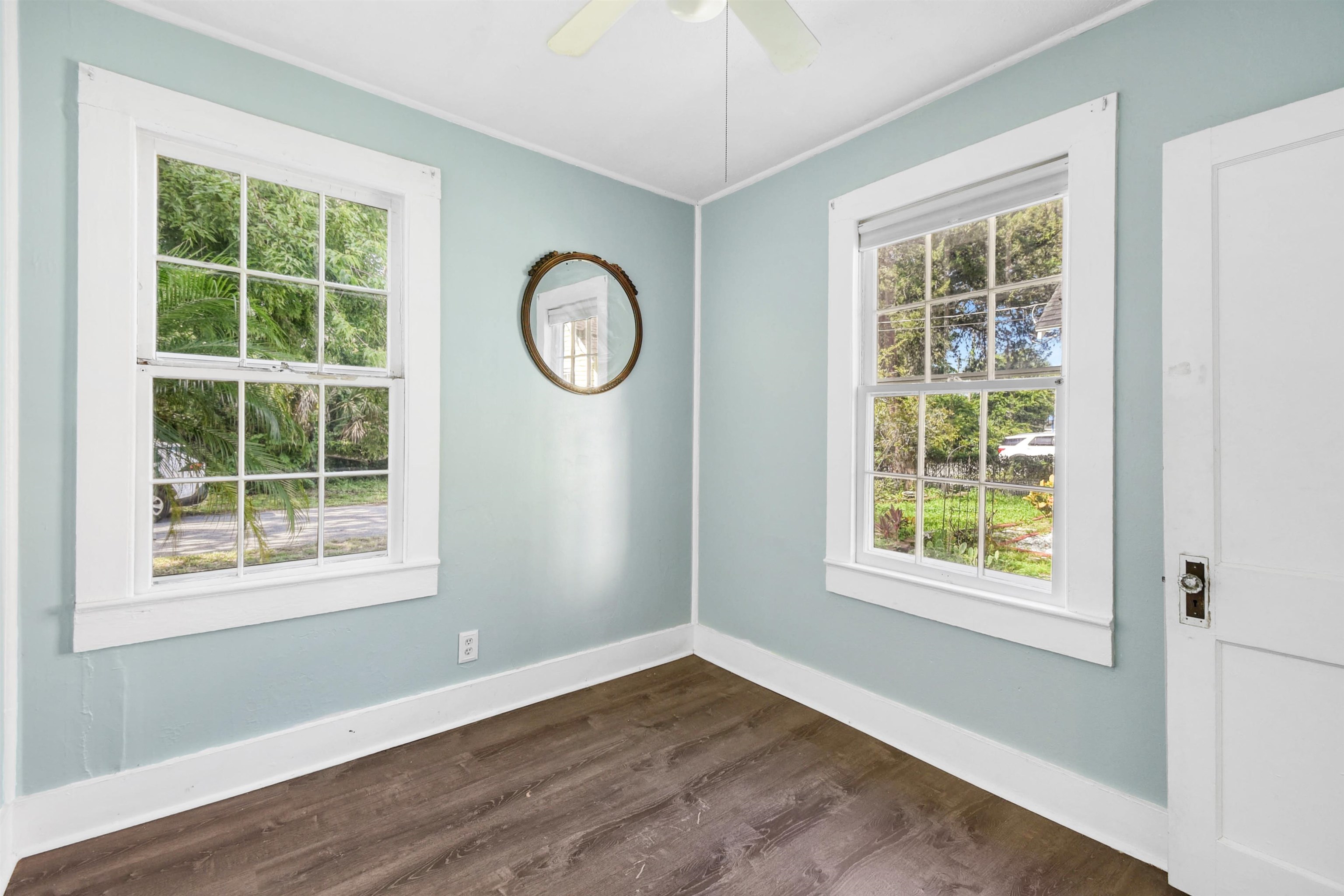 Image 12 of 33 For 14 Rio Vista Ave