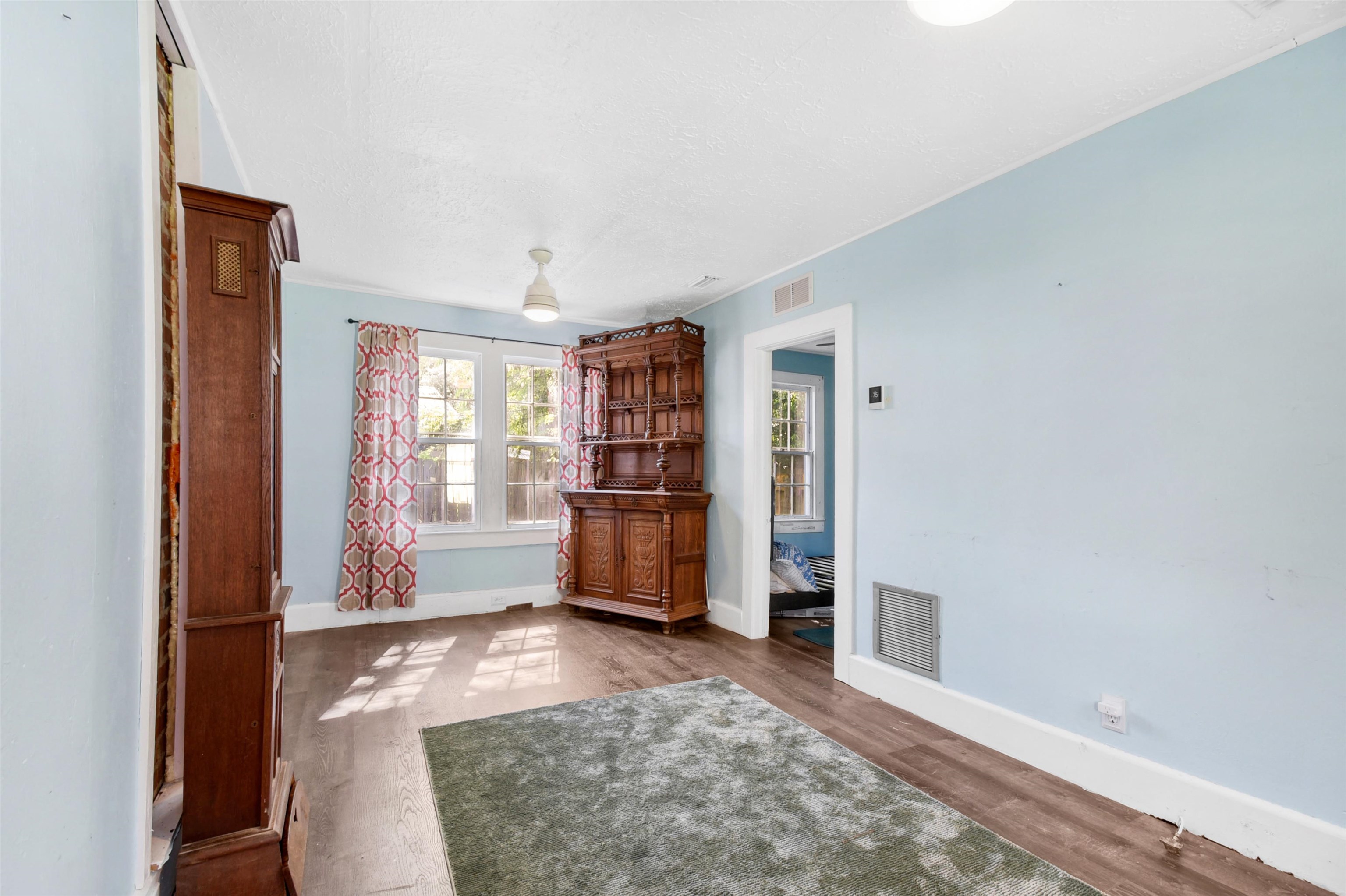 Image 5 of 33 For 14 Rio Vista Ave