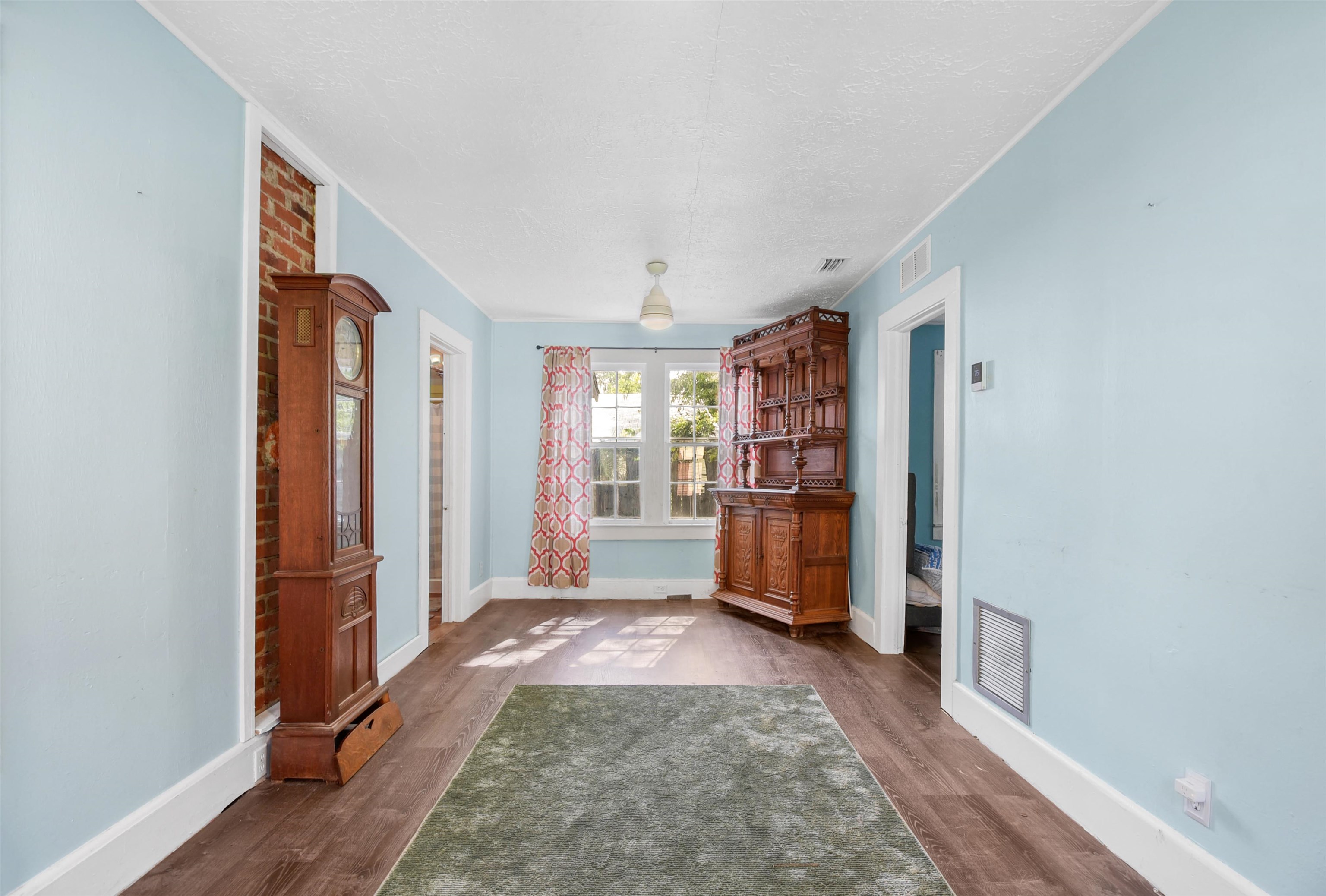 Image 6 of 33 For 14 Rio Vista Ave