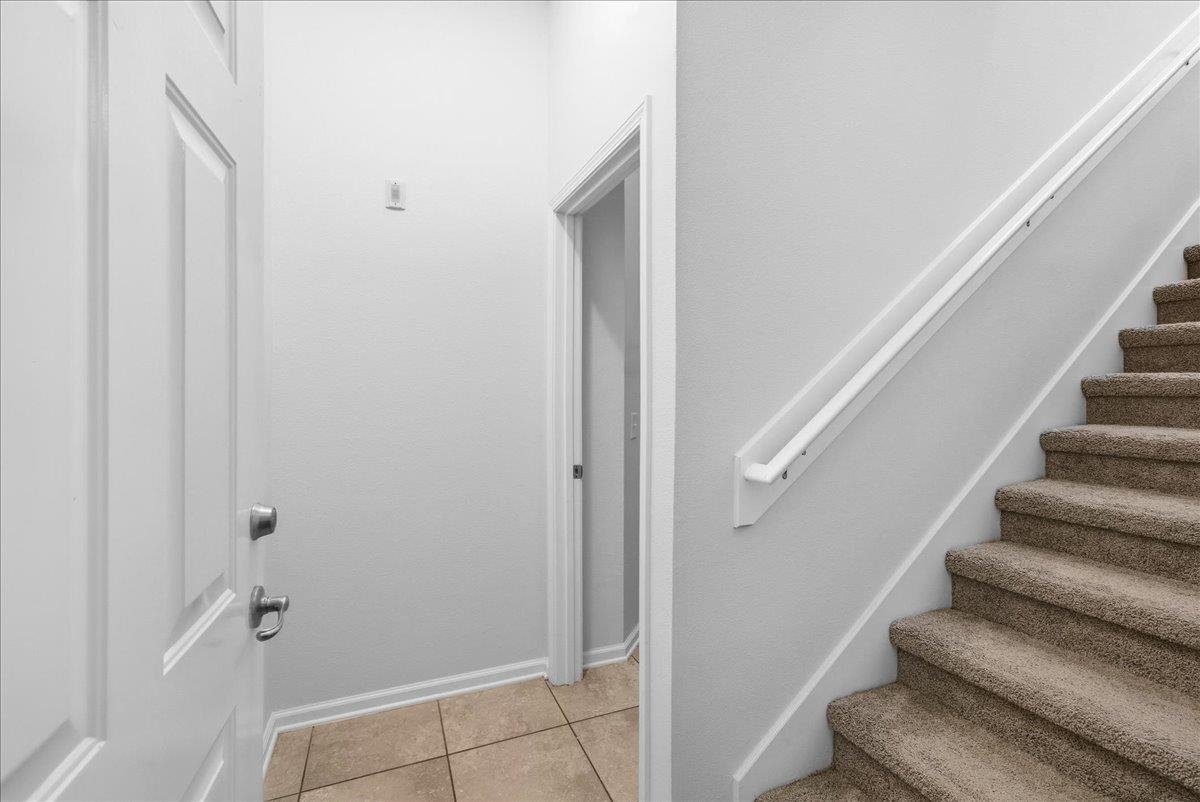 Image 10 of 56 For 1112 Golden Lake Loop