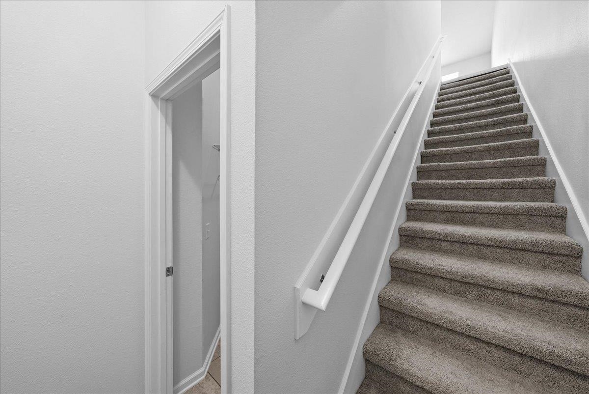 Image 14 of 56 For 1112 Golden Lake Loop