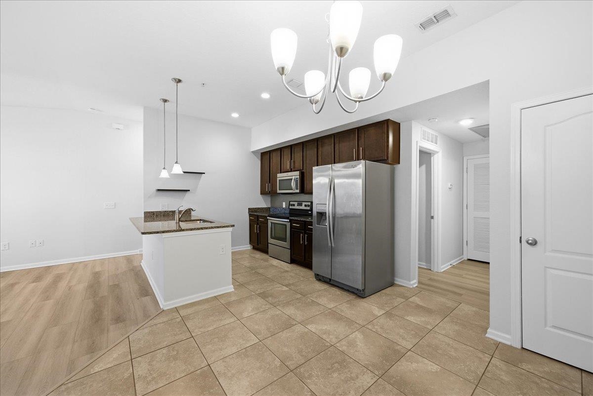 Image 20 of 56 For 1112 Golden Lake Loop