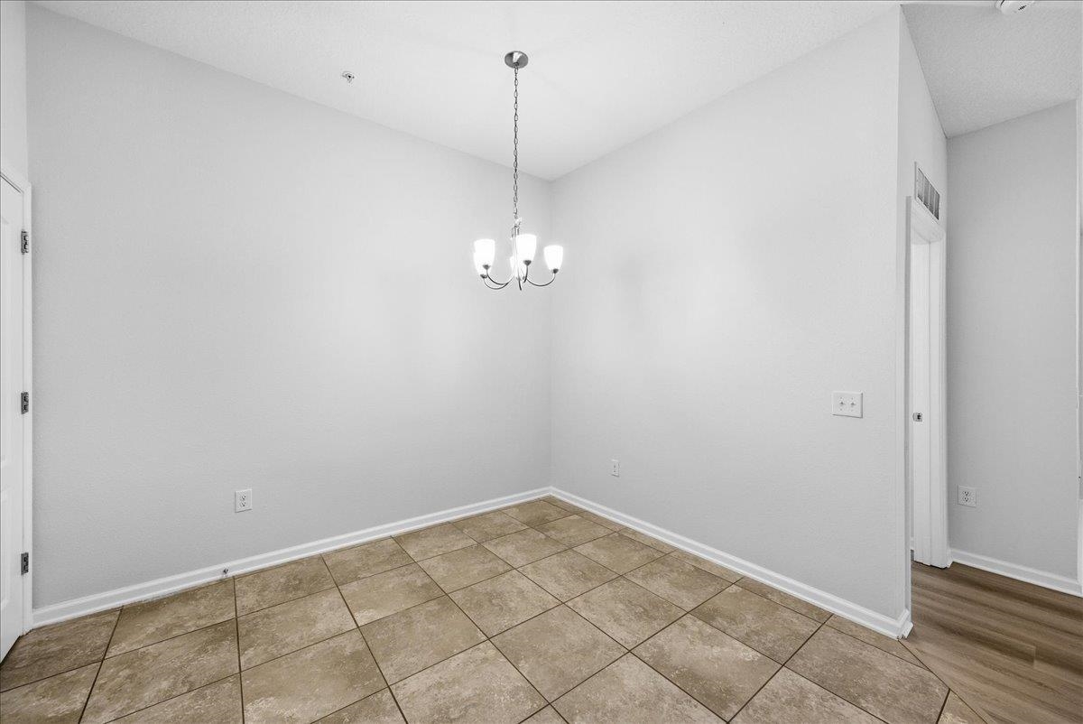 Image 30 of 56 For 1112 Golden Lake Loop