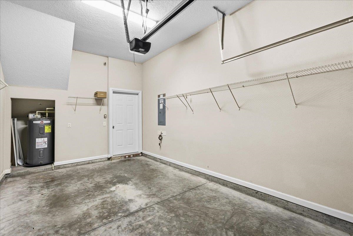 Image 32 of 56 For 1112 Golden Lake Loop