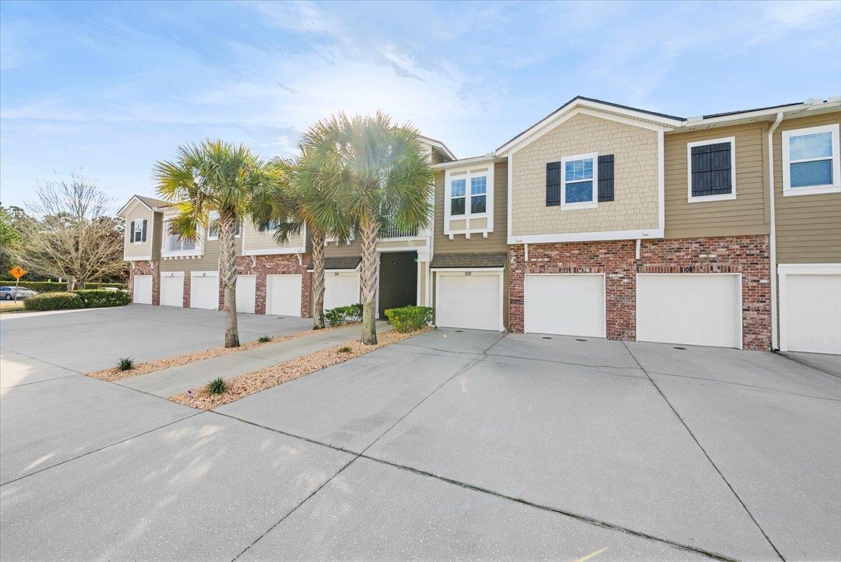 Image 4 of 56 For 1112 Golden Lake Loop