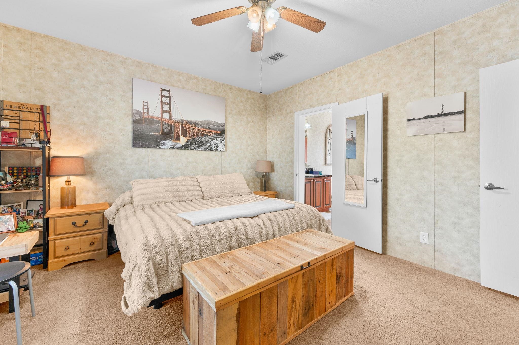 Image 18 of 29 For 6005 7th Manor E