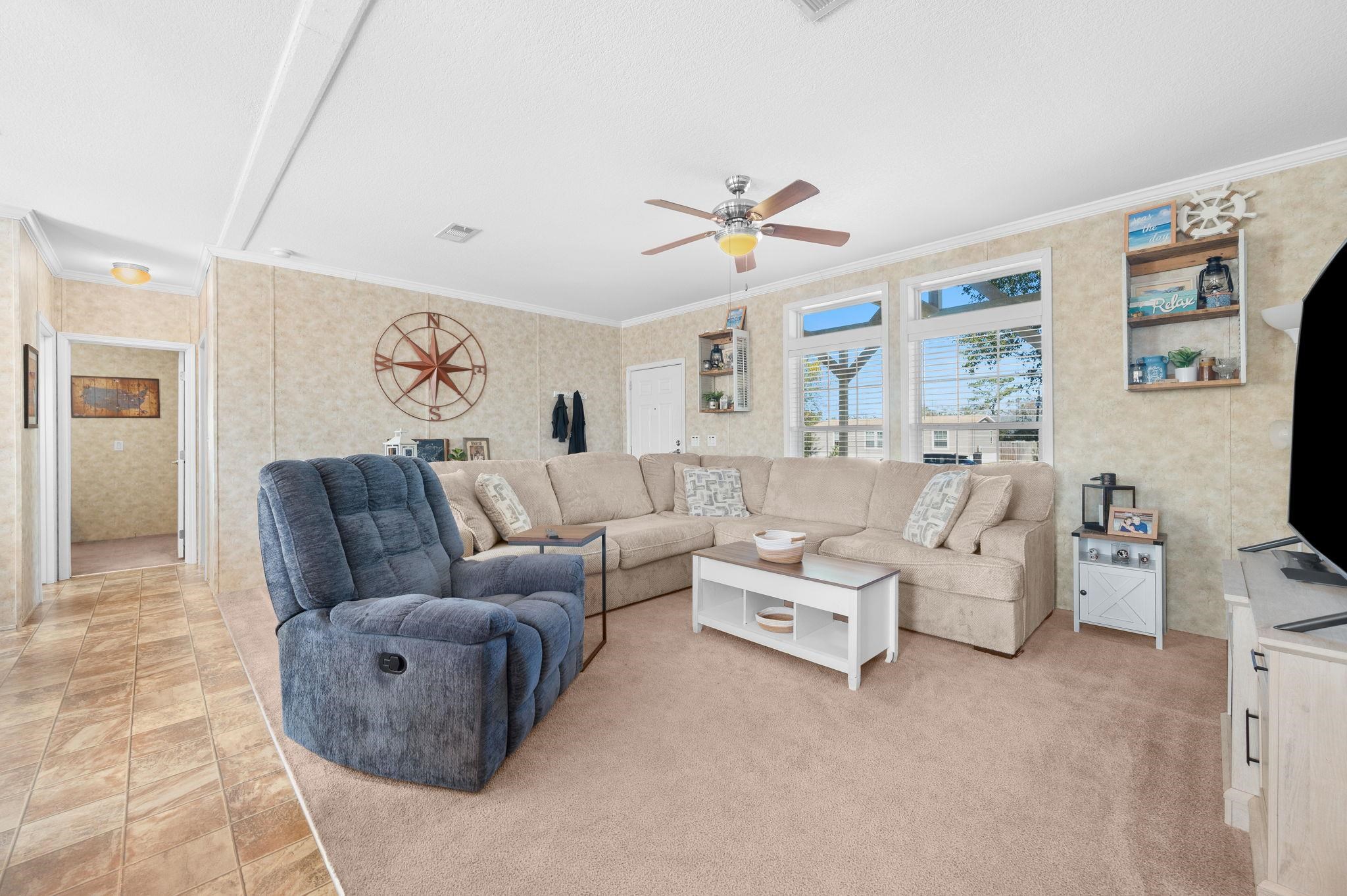 Image 5 of 29 For 6005 7th Manor E