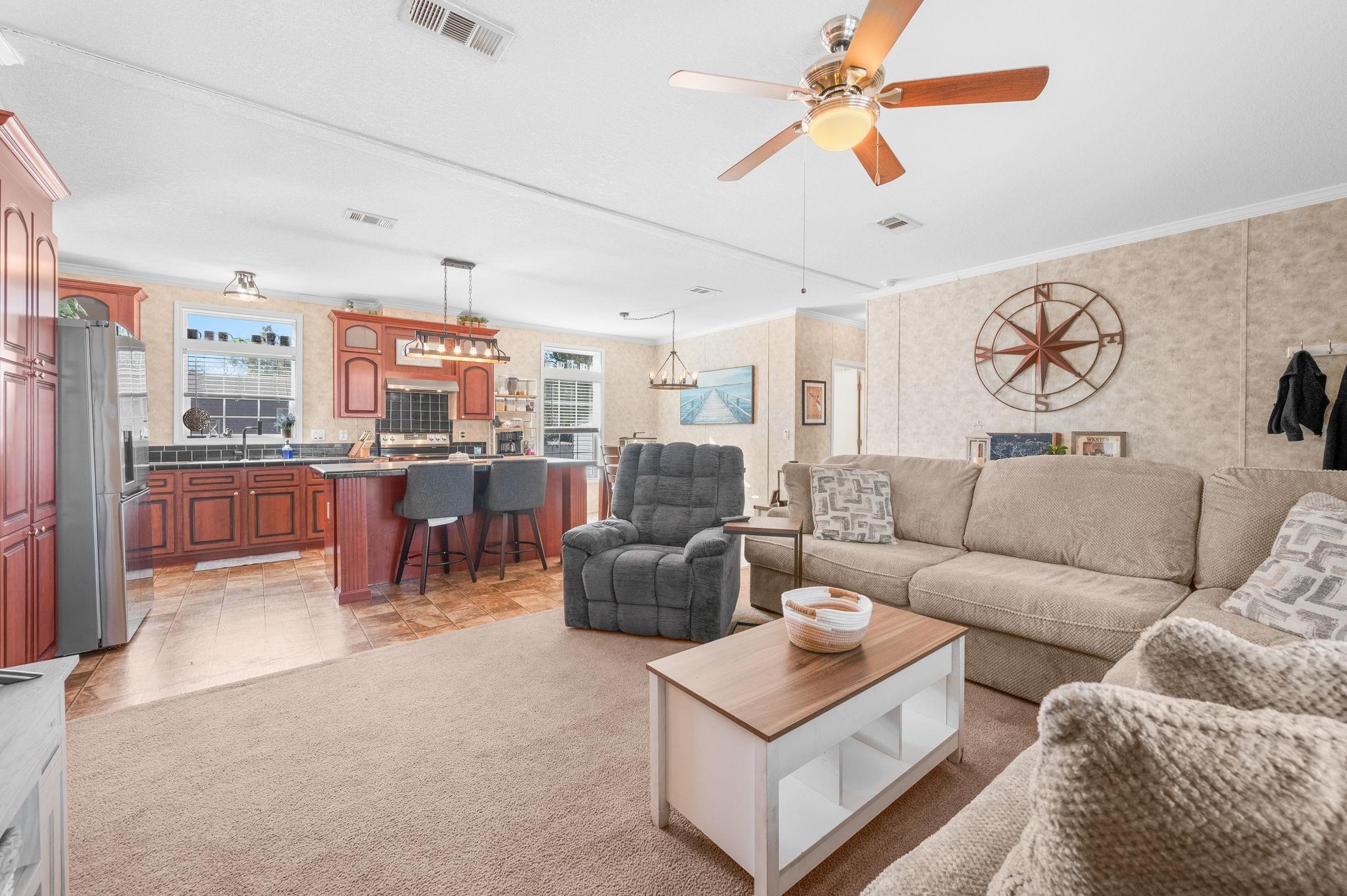 Image 7 of 29 For 6005 7th Manor E