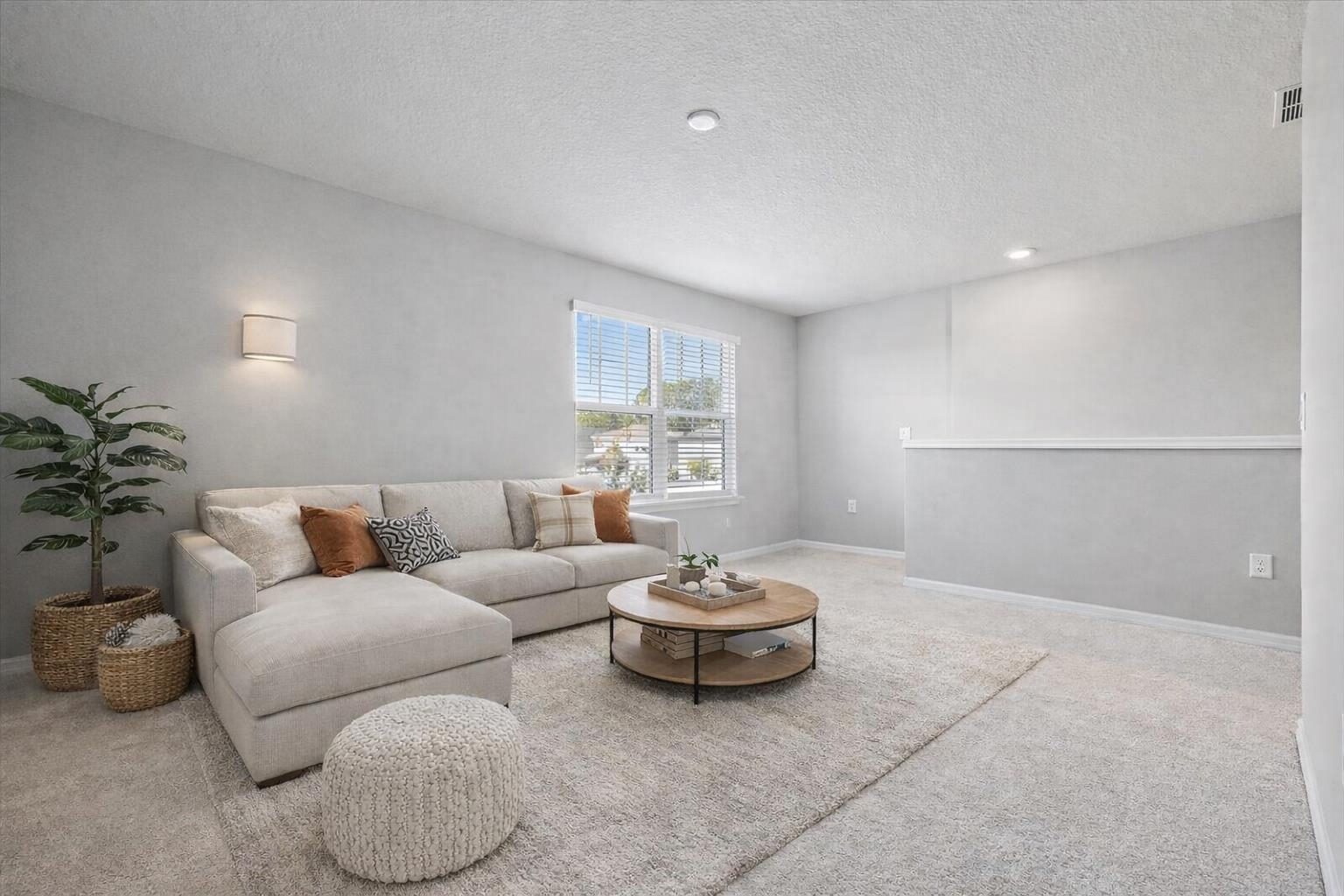 Image 5 of 36 For 122 Sage Hen Dr