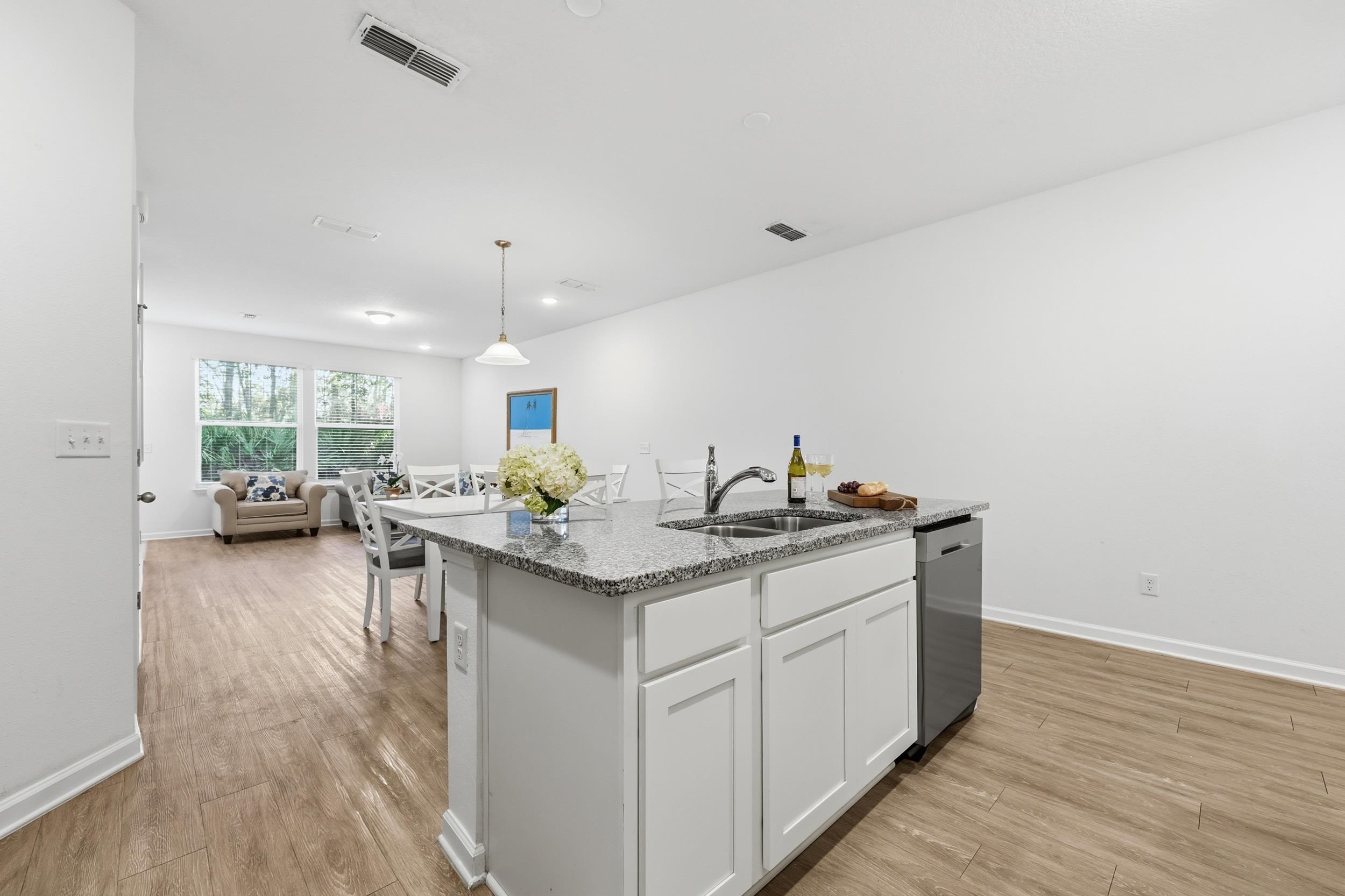 Image 11 of 46 For 38 Ridge Lake Rd