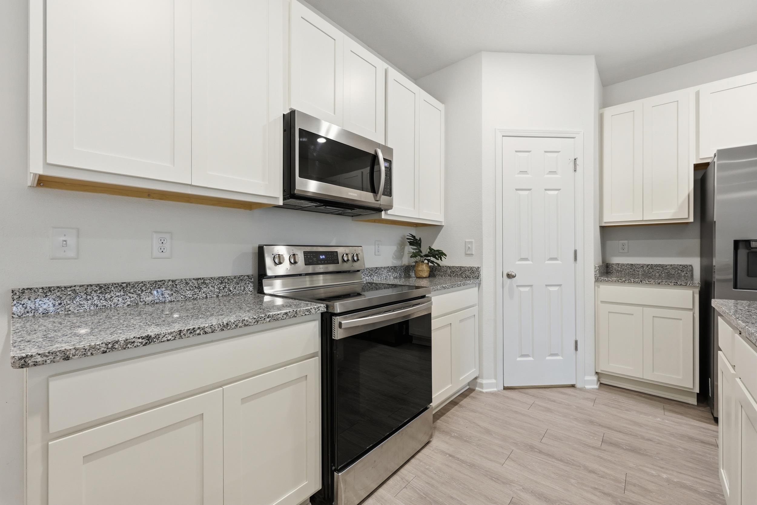 Image 12 of 46 For 38 Ridge Lake Rd