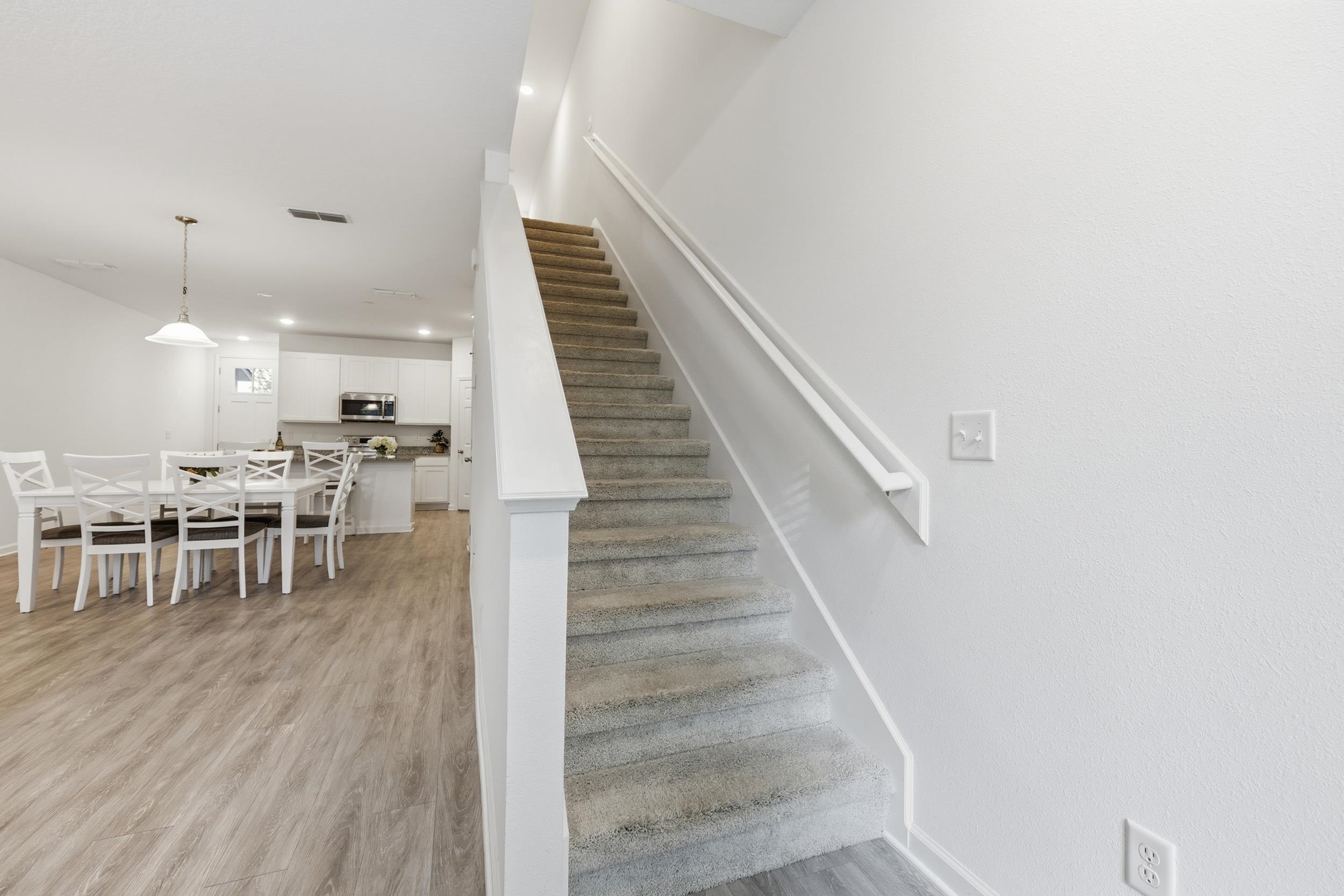 Image 20 of 46 For 38 Ridge Lake Rd