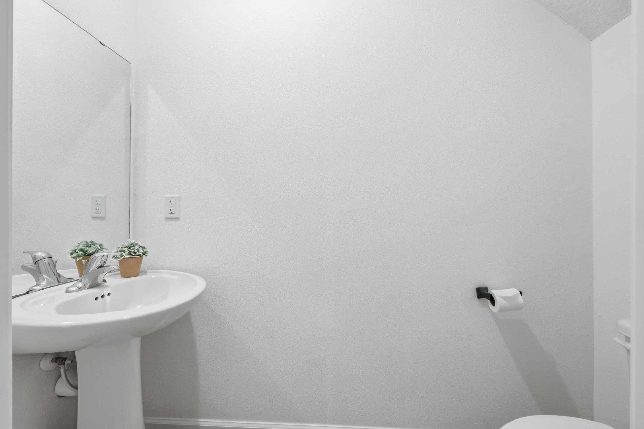 Image 21 of 46 For 38 Ridge Lake Rd