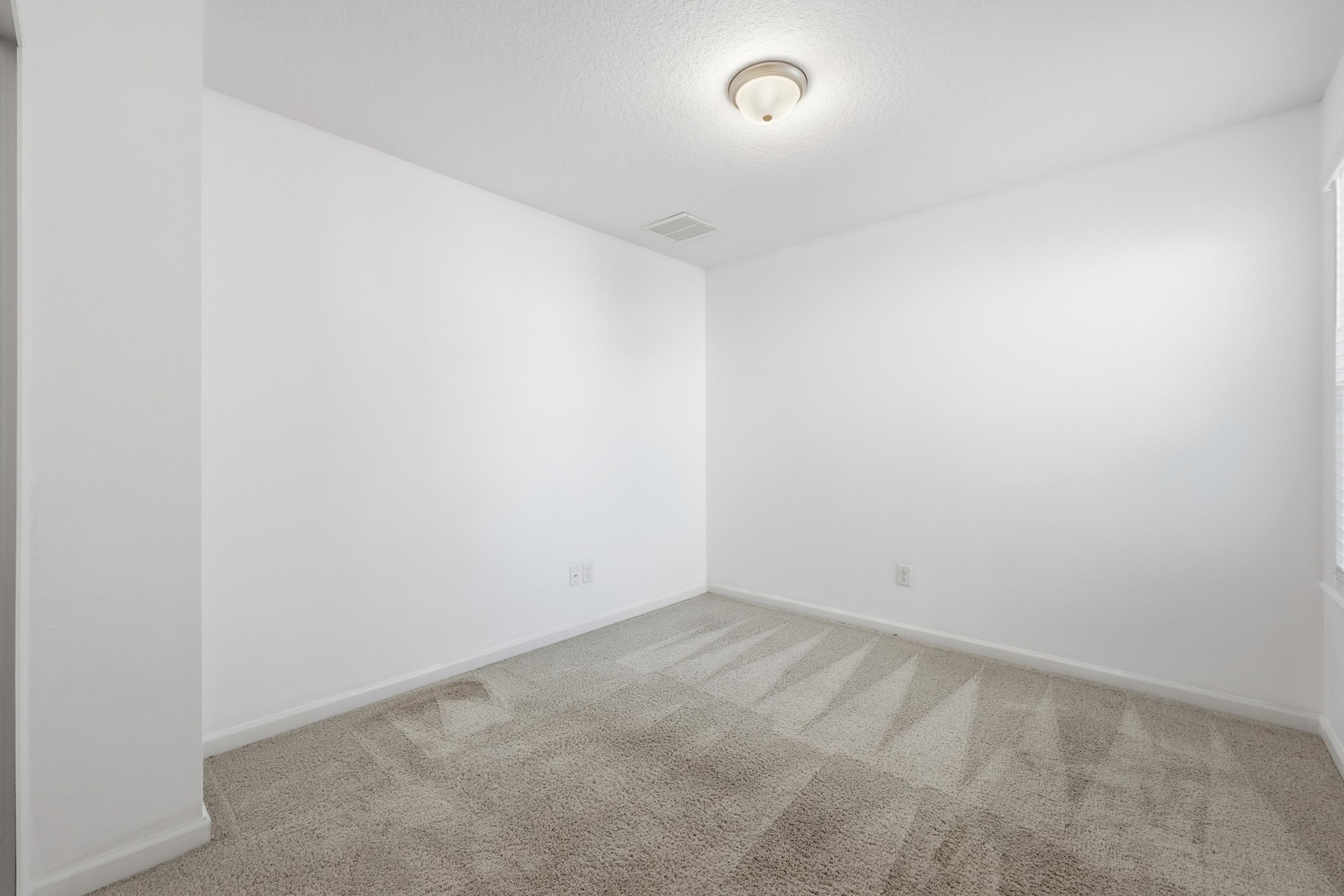 Image 25 of 46 For 38 Ridge Lake Rd