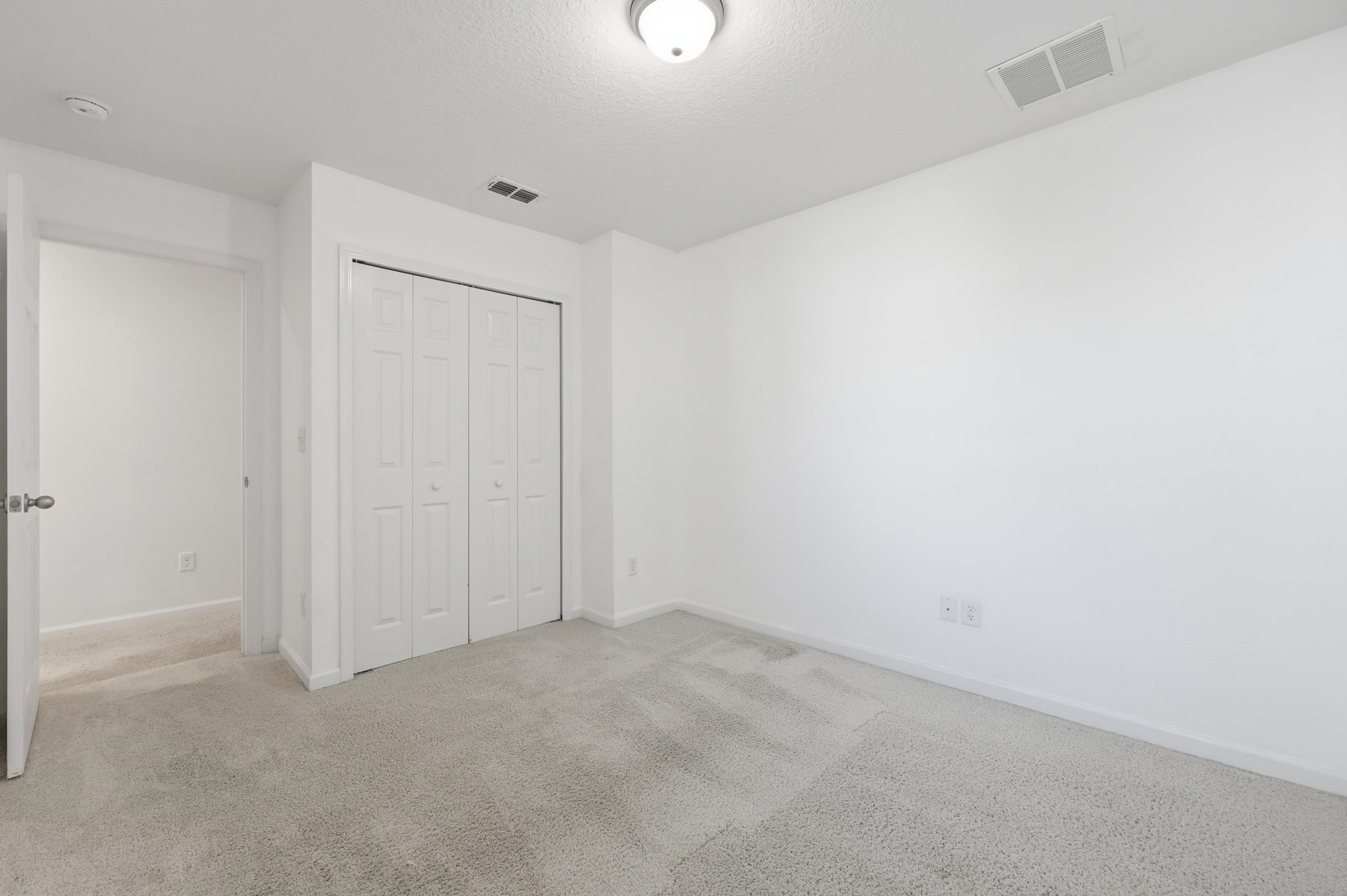 Image 26 of 46 For 38 Ridge Lake Rd