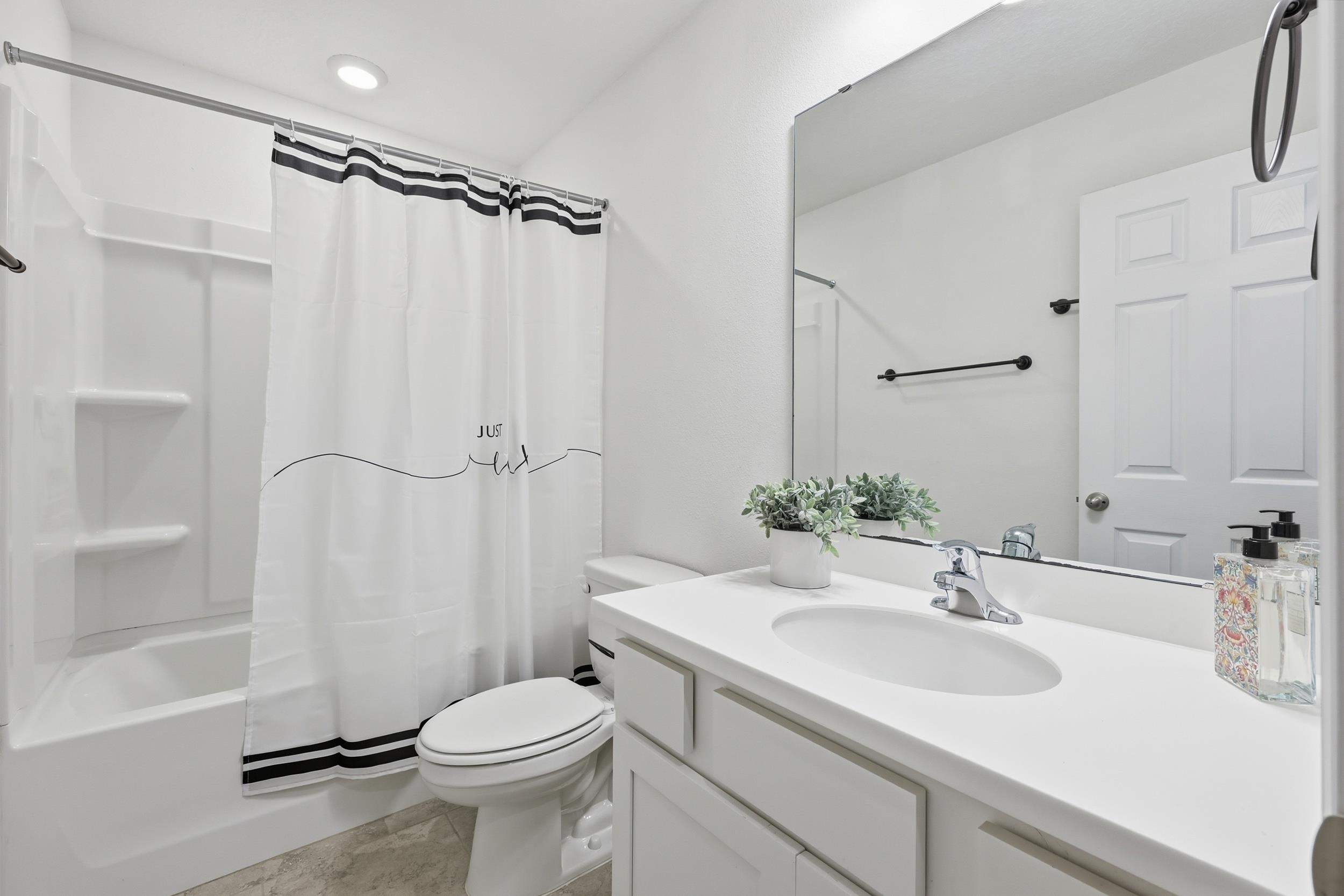 Image 27 of 46 For 38 Ridge Lake Rd