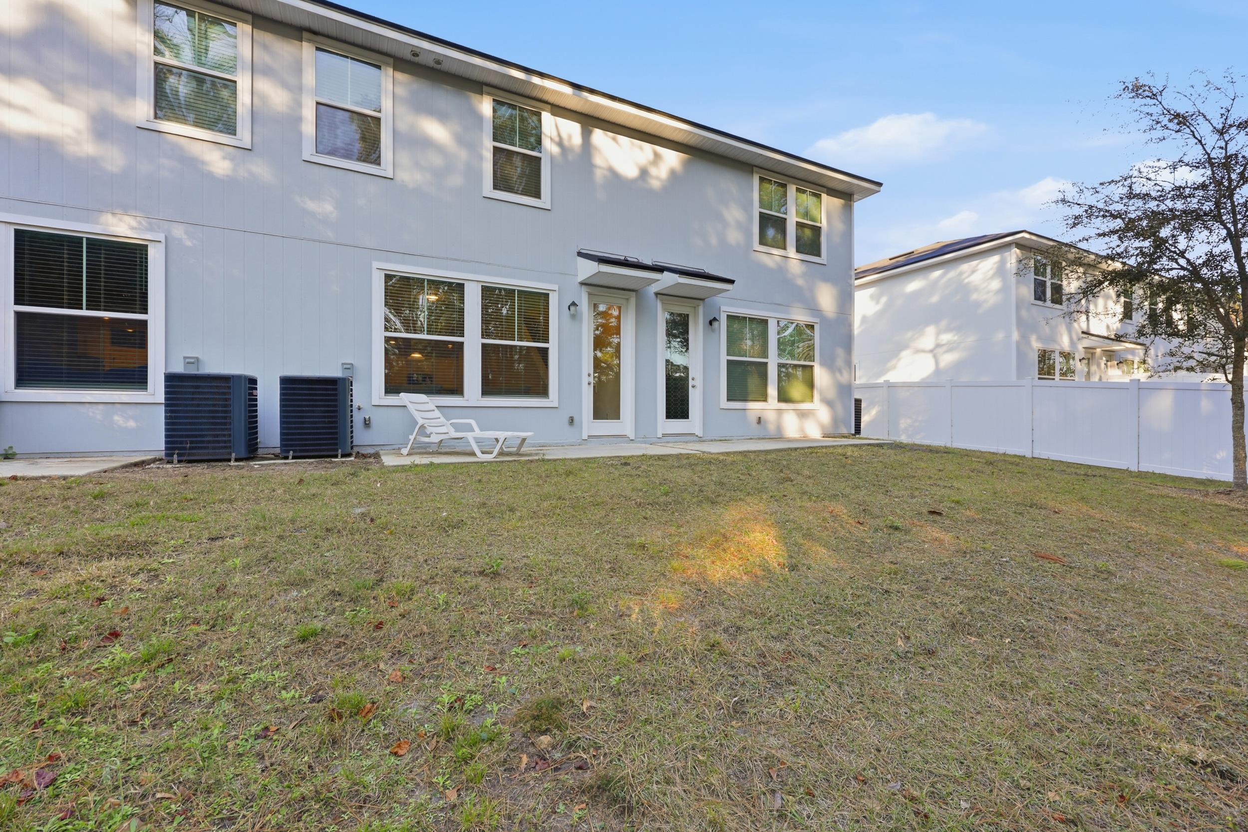 Image 32 of 46 For 38 Ridge Lake Rd