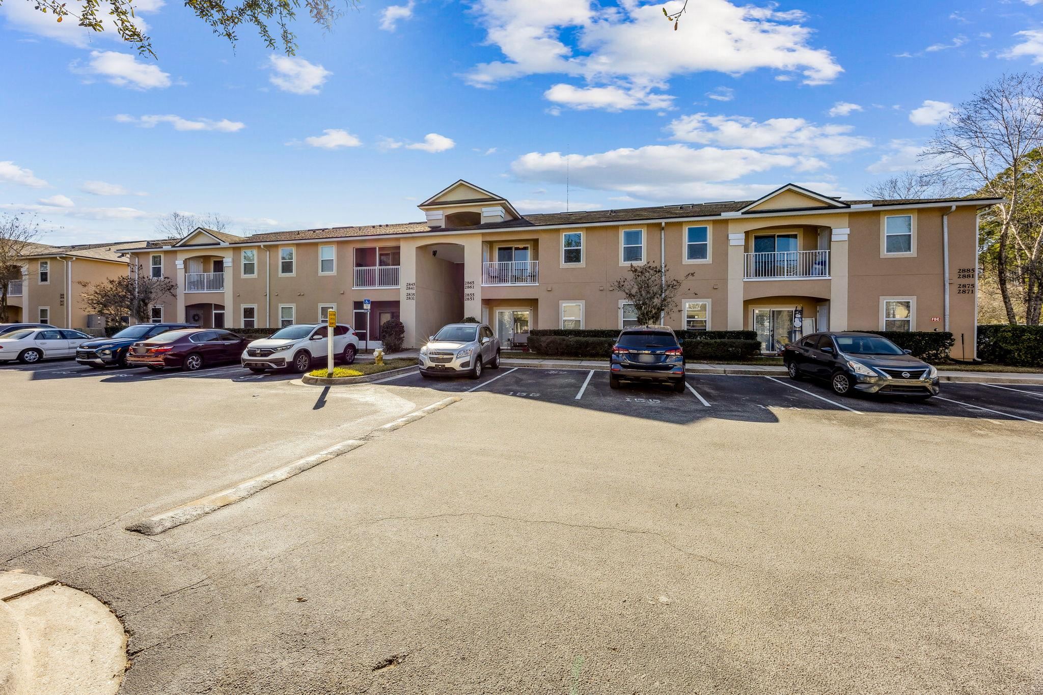 Image 2 of 40 For 2861 Golden Lake Loop