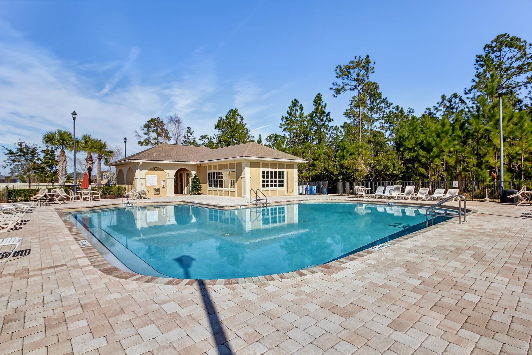 Image 37 of 40 For 2861 Golden Lake Loop