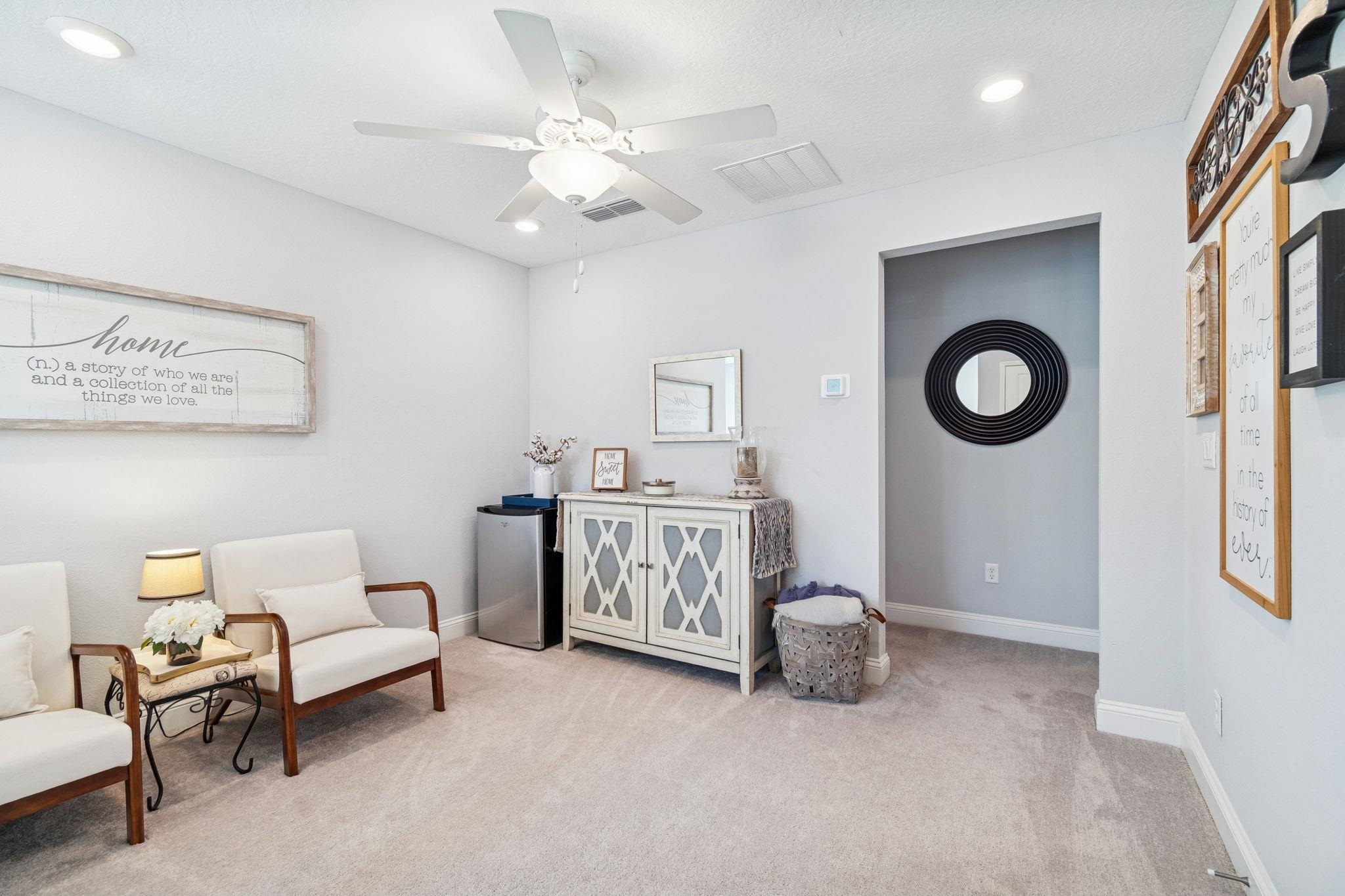 Image 50 of 100 For 262 Killarney Ave