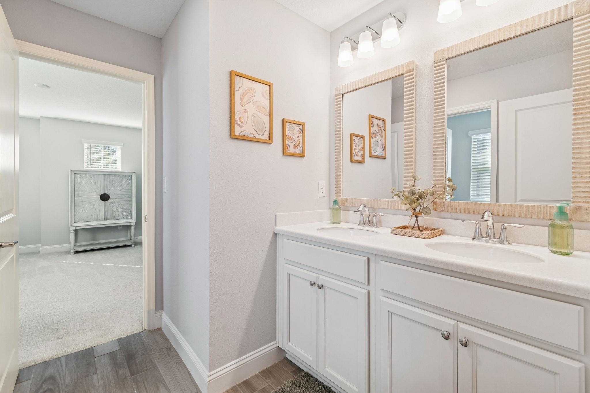 Image 54 of 100 For 262 Killarney Ave