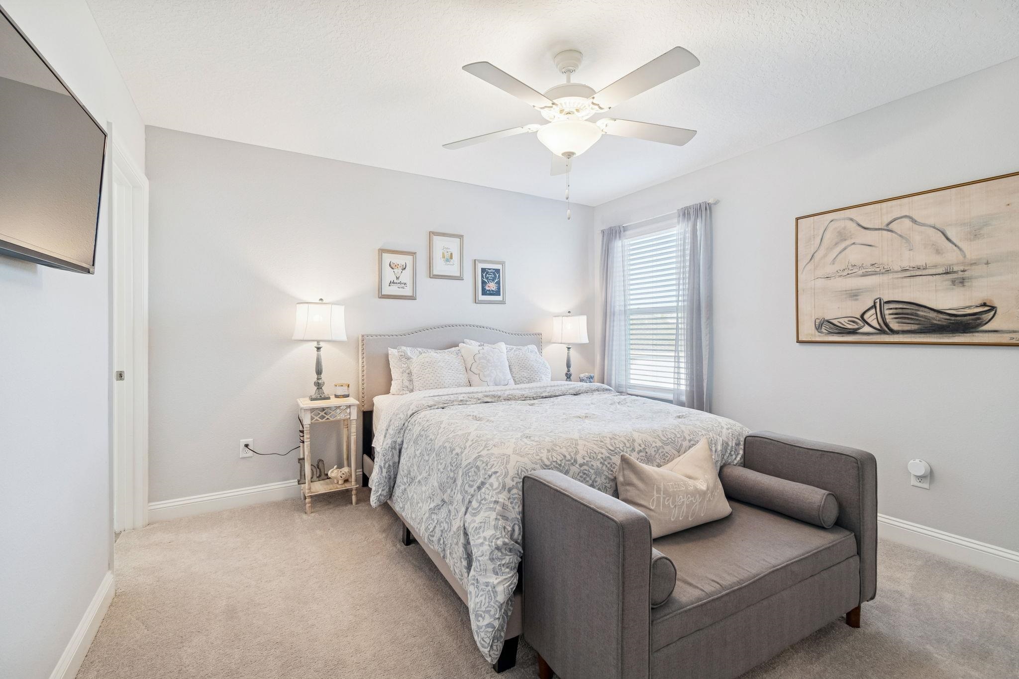 Image 60 of 100 For 262 Killarney Ave