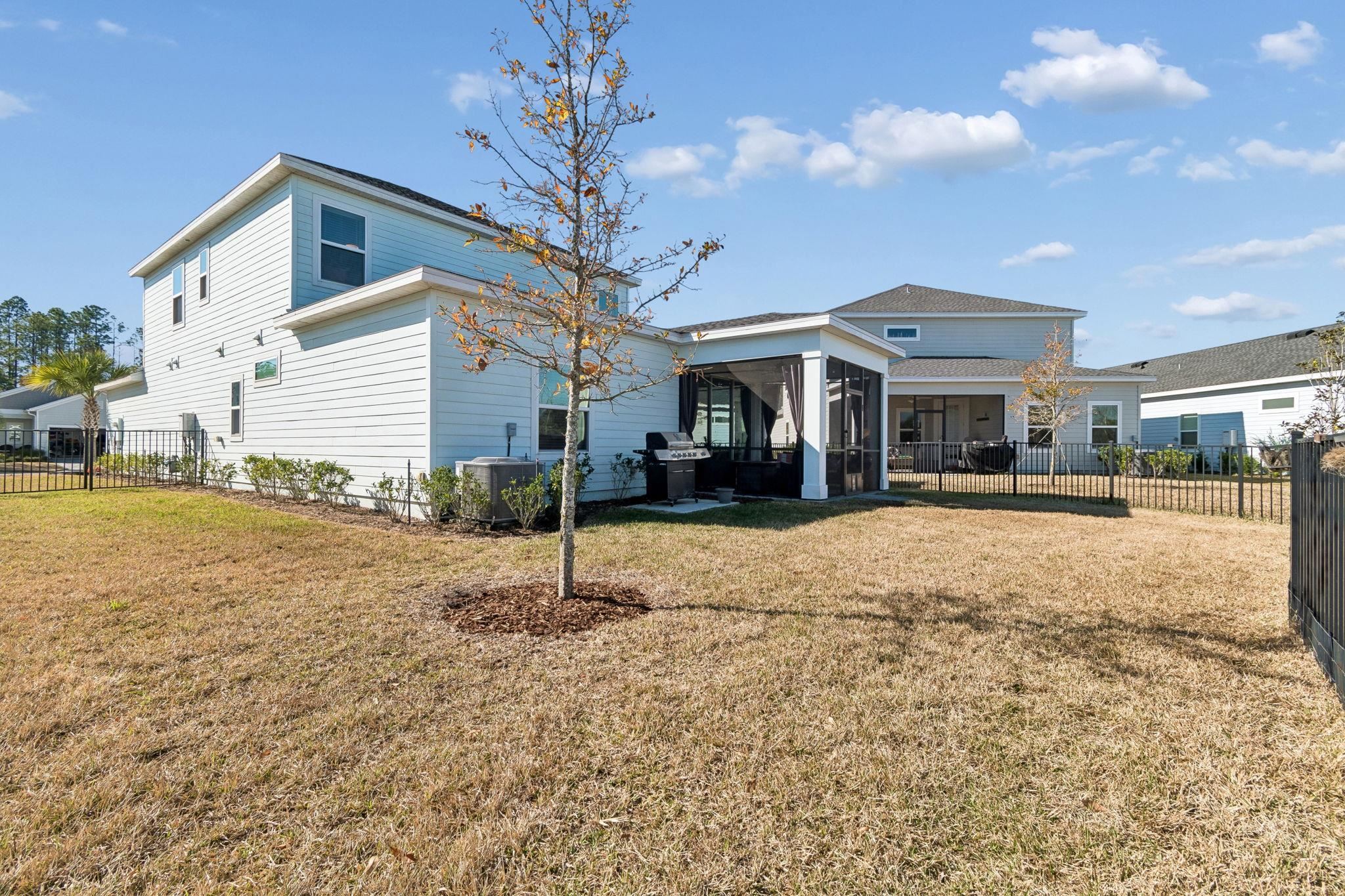 Image 70 of 100 For 262 Killarney Ave