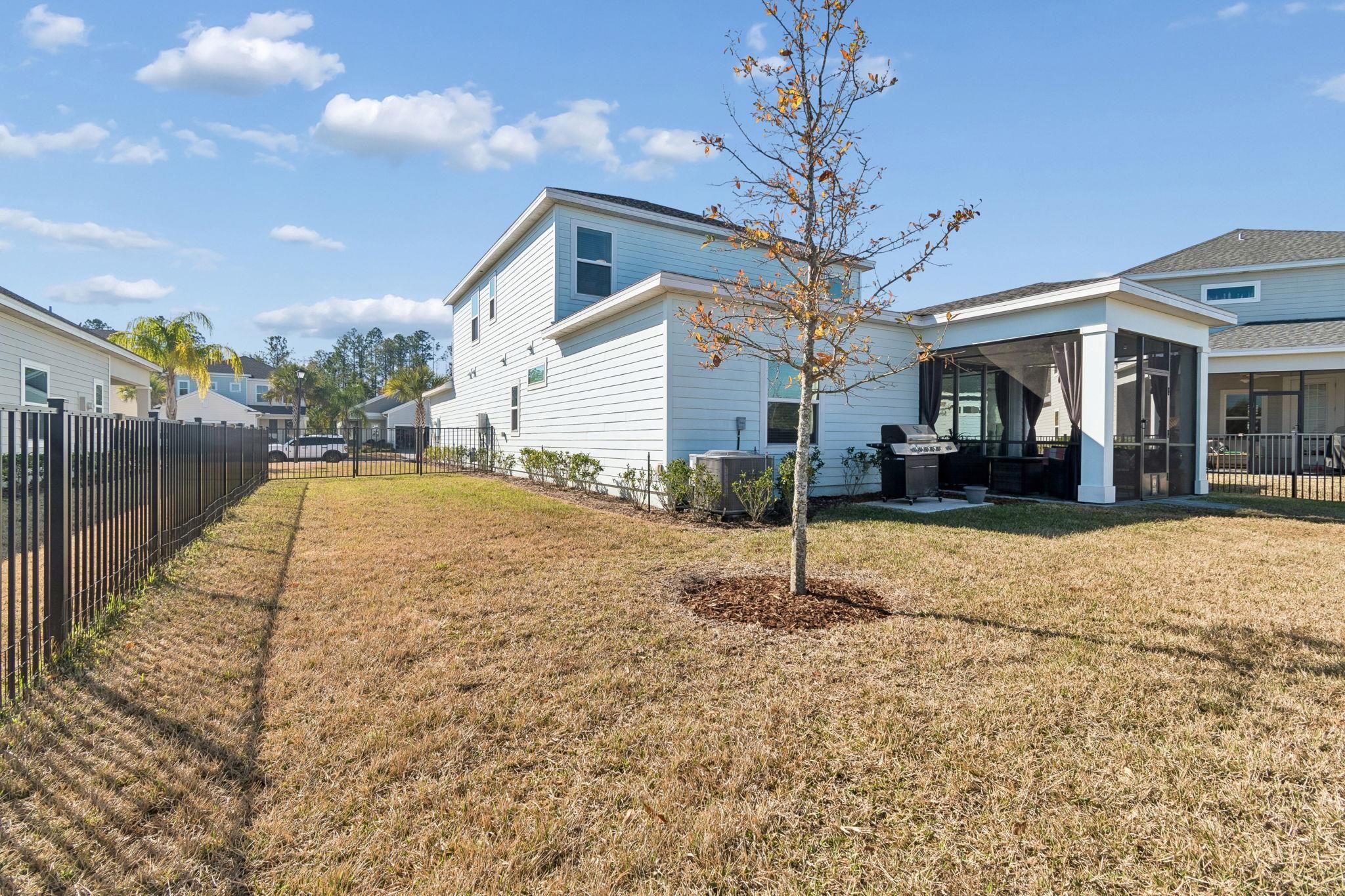 Image 71 of 100 For 262 Killarney Ave