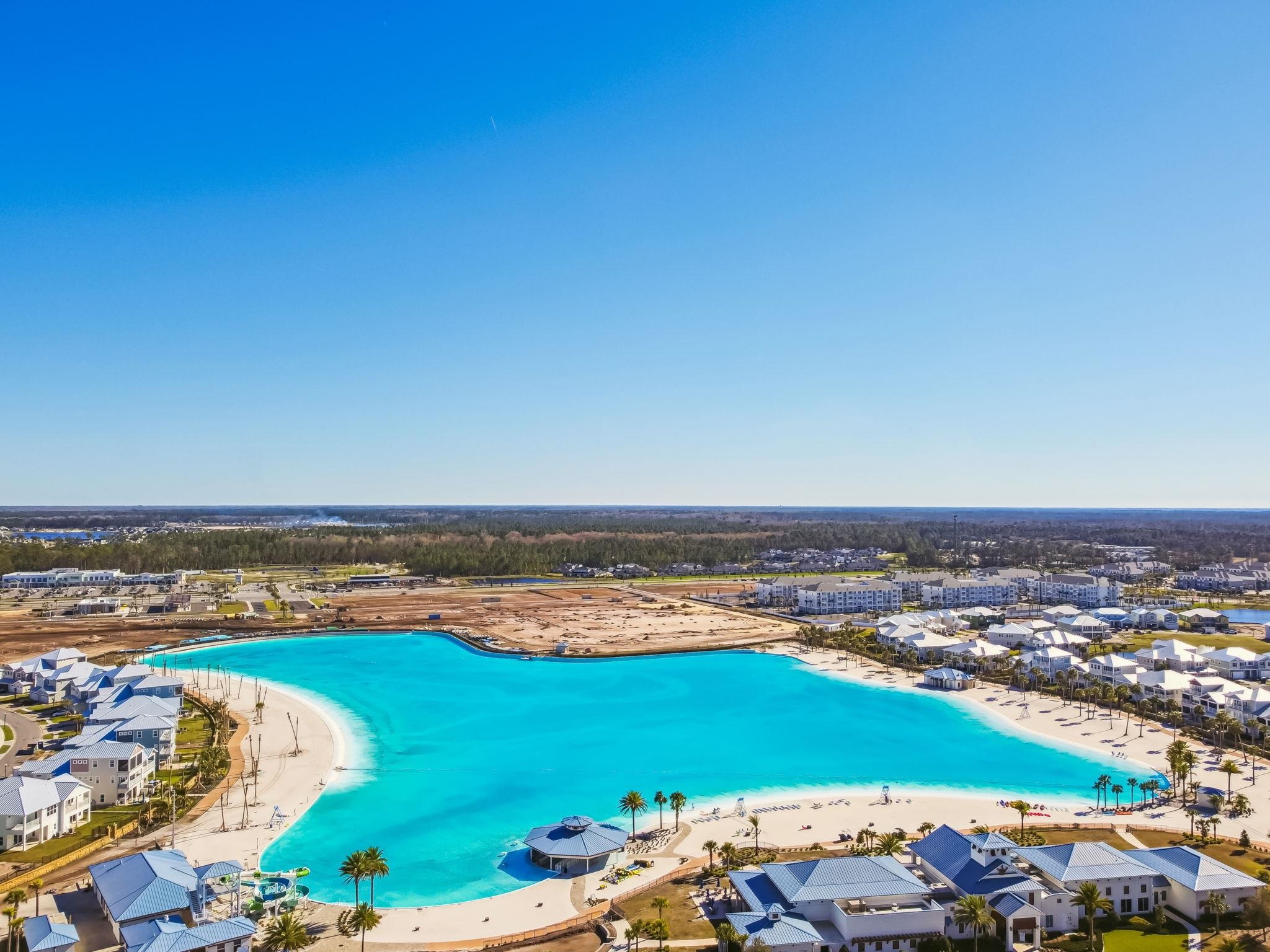 Image 83 of 100 For 262 Killarney Ave