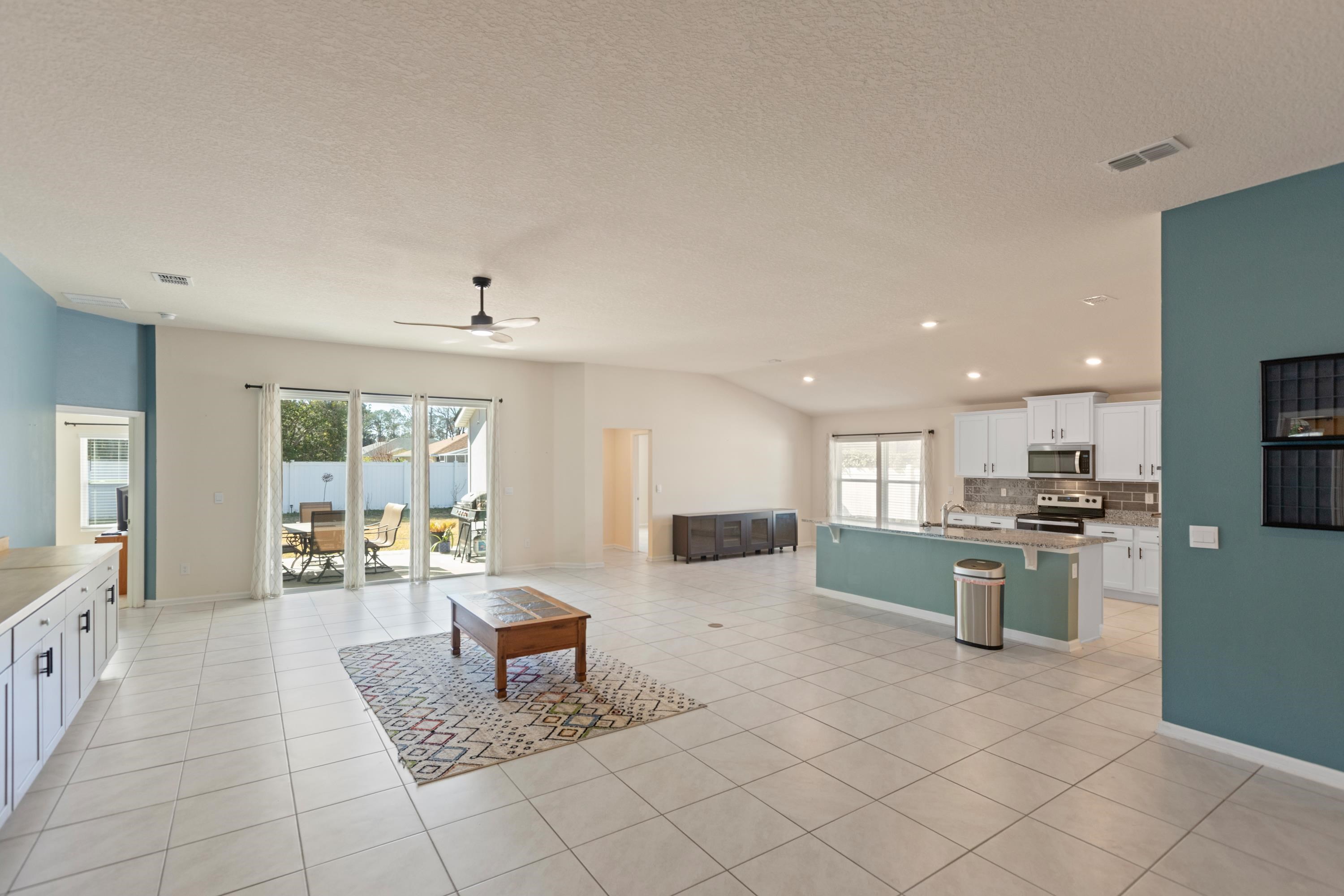 Image 12 of 72 For 46 Pitt Ln  