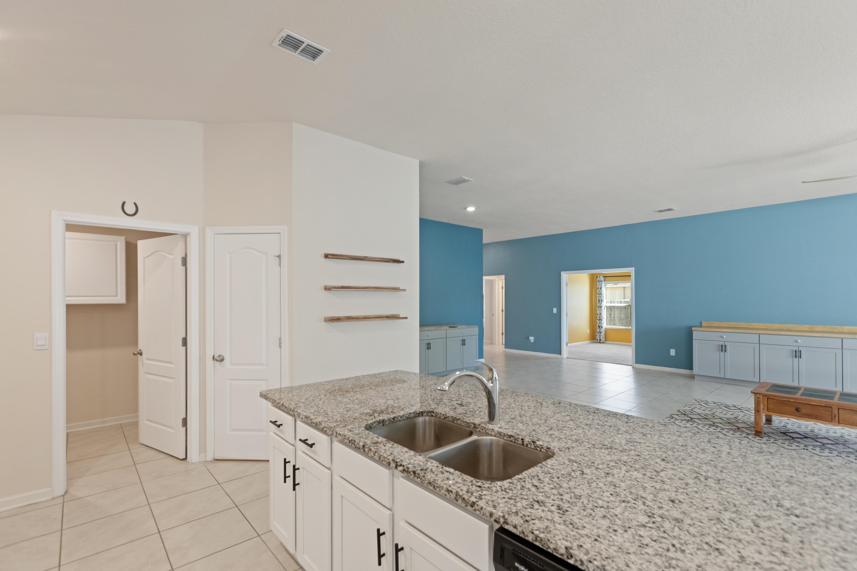 Image 21 of 72 For 46 Pitt Ln  