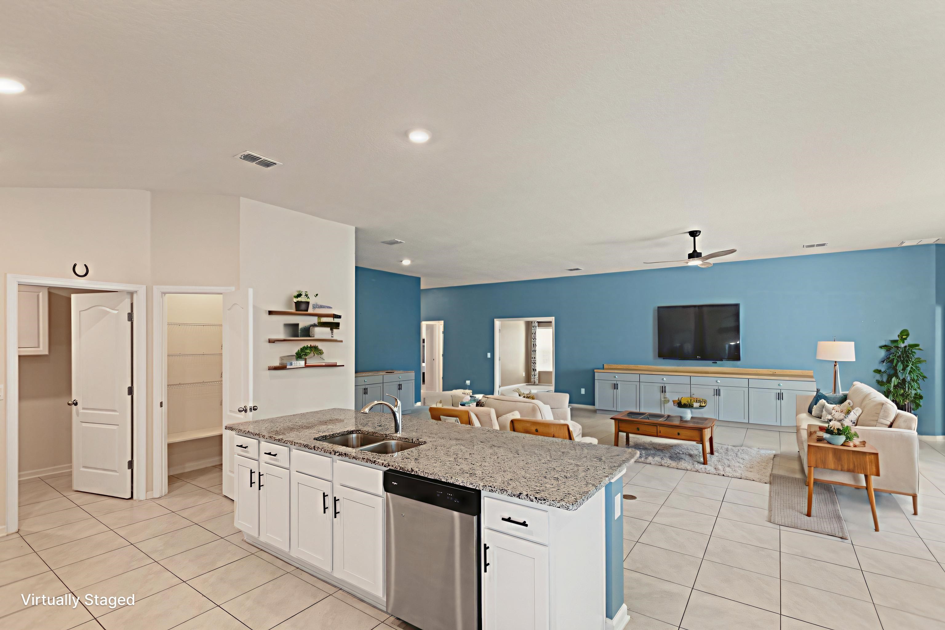 Image 3 of 72 For 46 Pitt Ln  