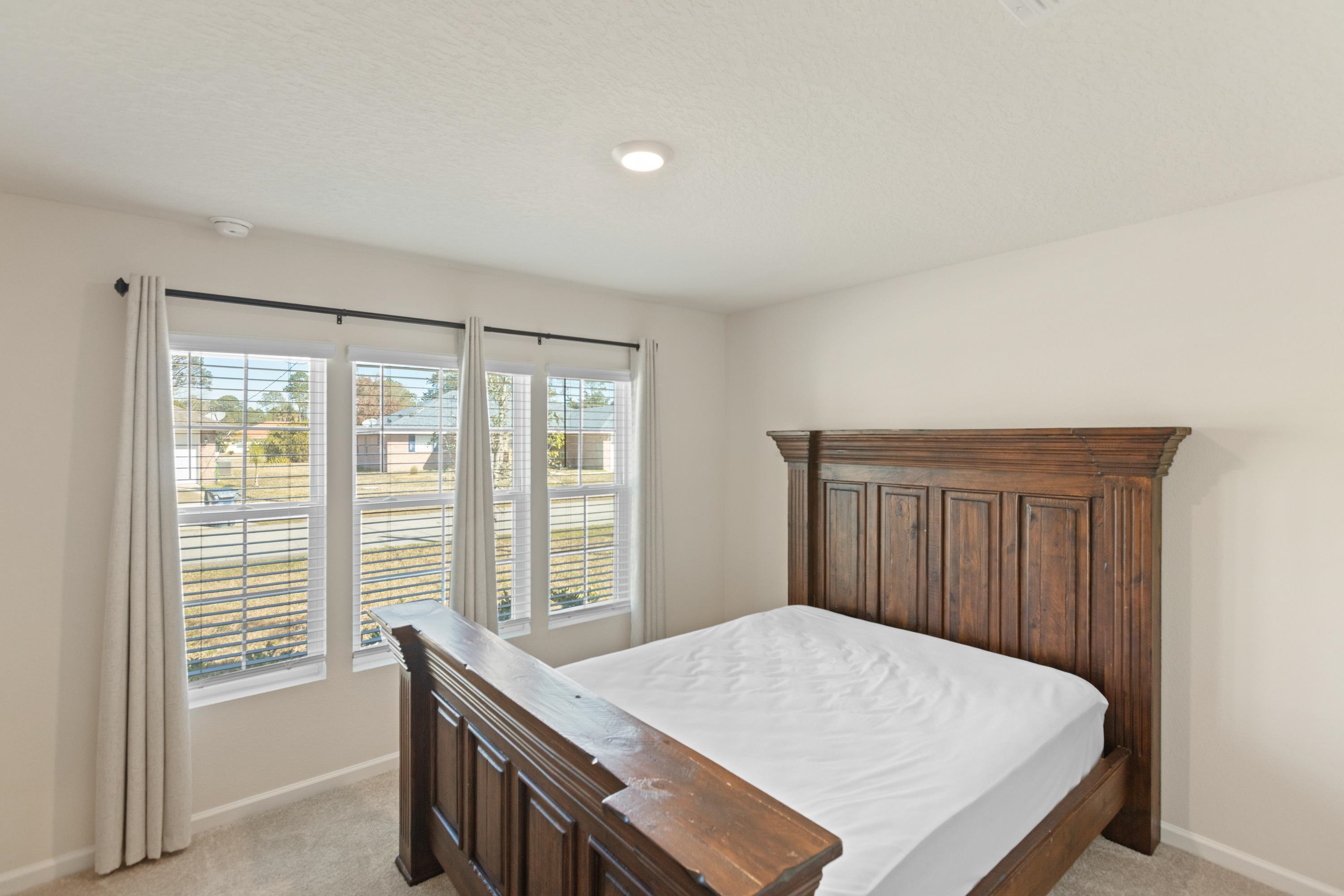 Image 37 of 72 For 46 Pitt Ln  