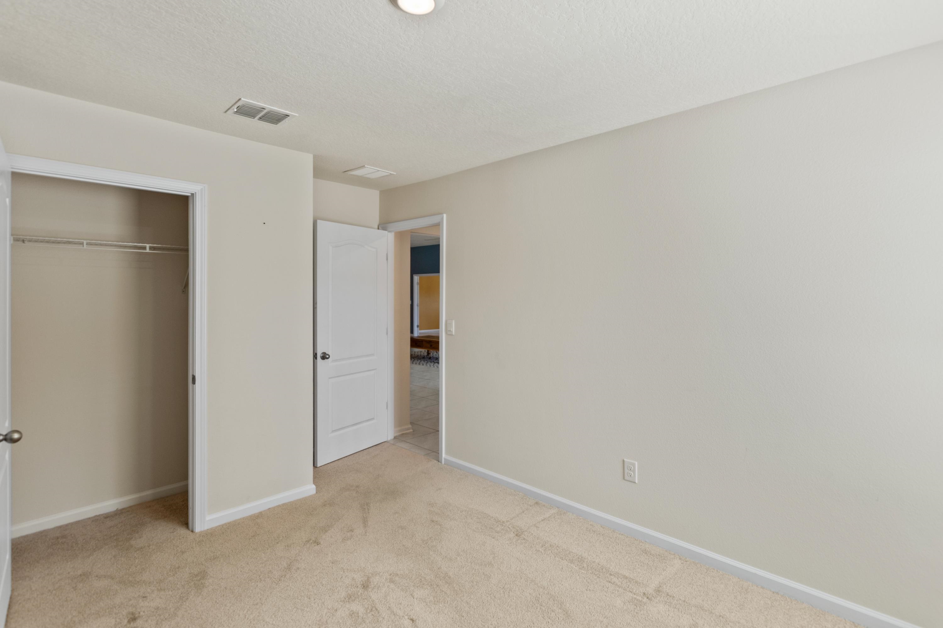 Image 45 of 72 For 46 Pitt Ln  