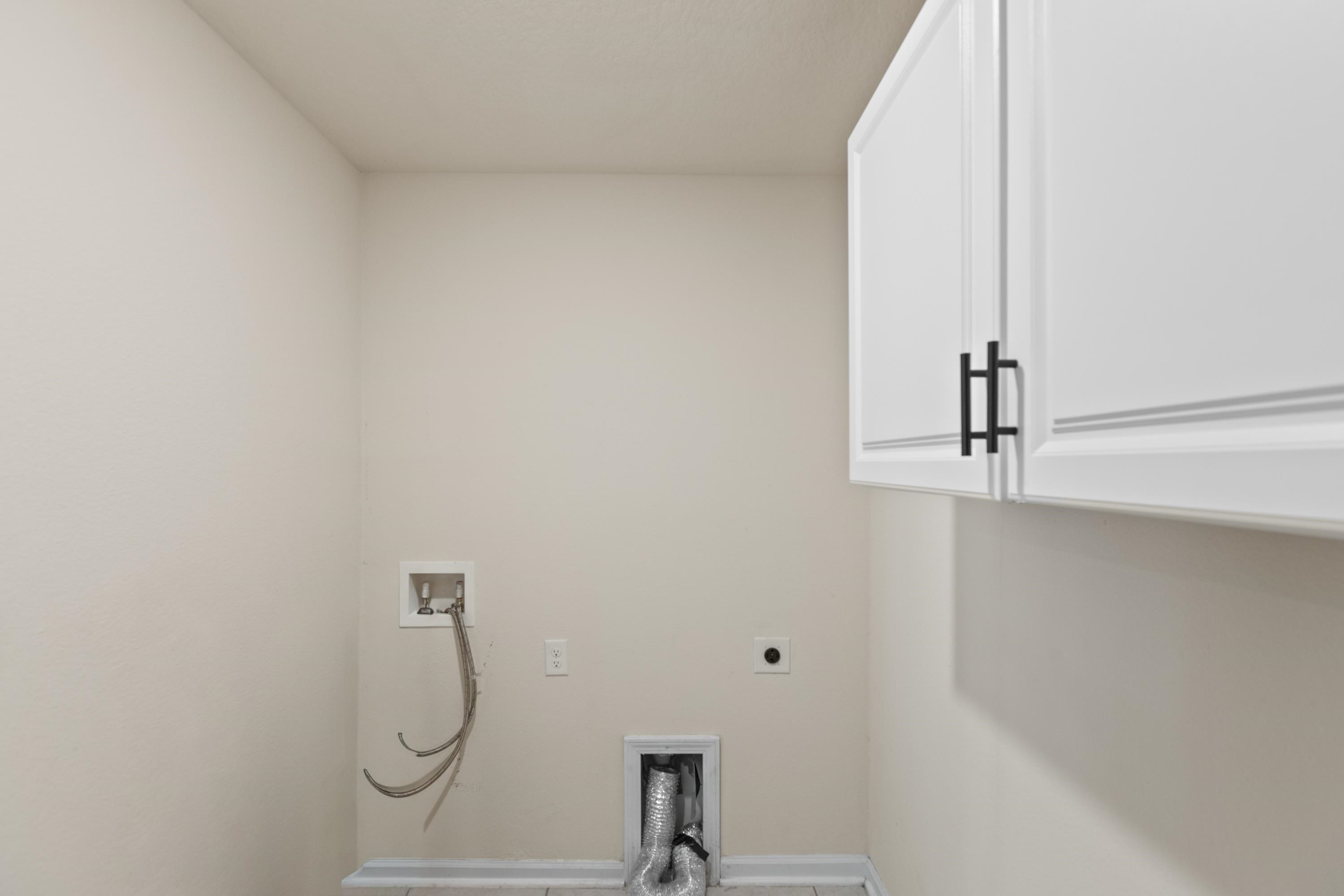 Image 53 of 72 For 46 Pitt Ln  