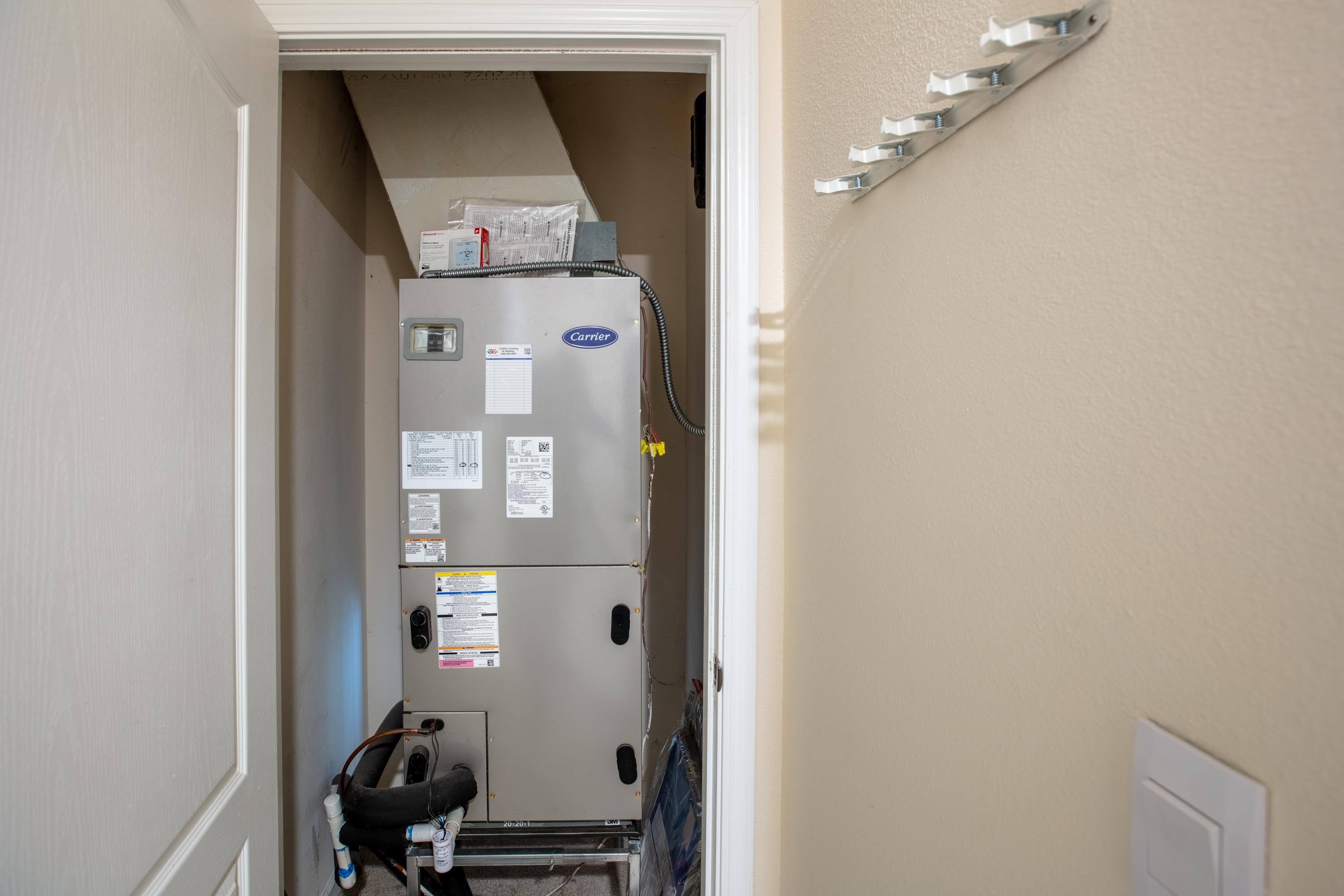 Image 54 of 72 For 46 Pitt Ln  