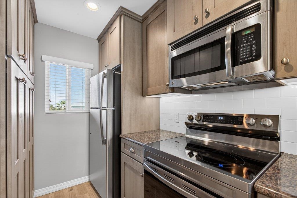 Image 5 of 56 For 8550 A1a #123 S 12223