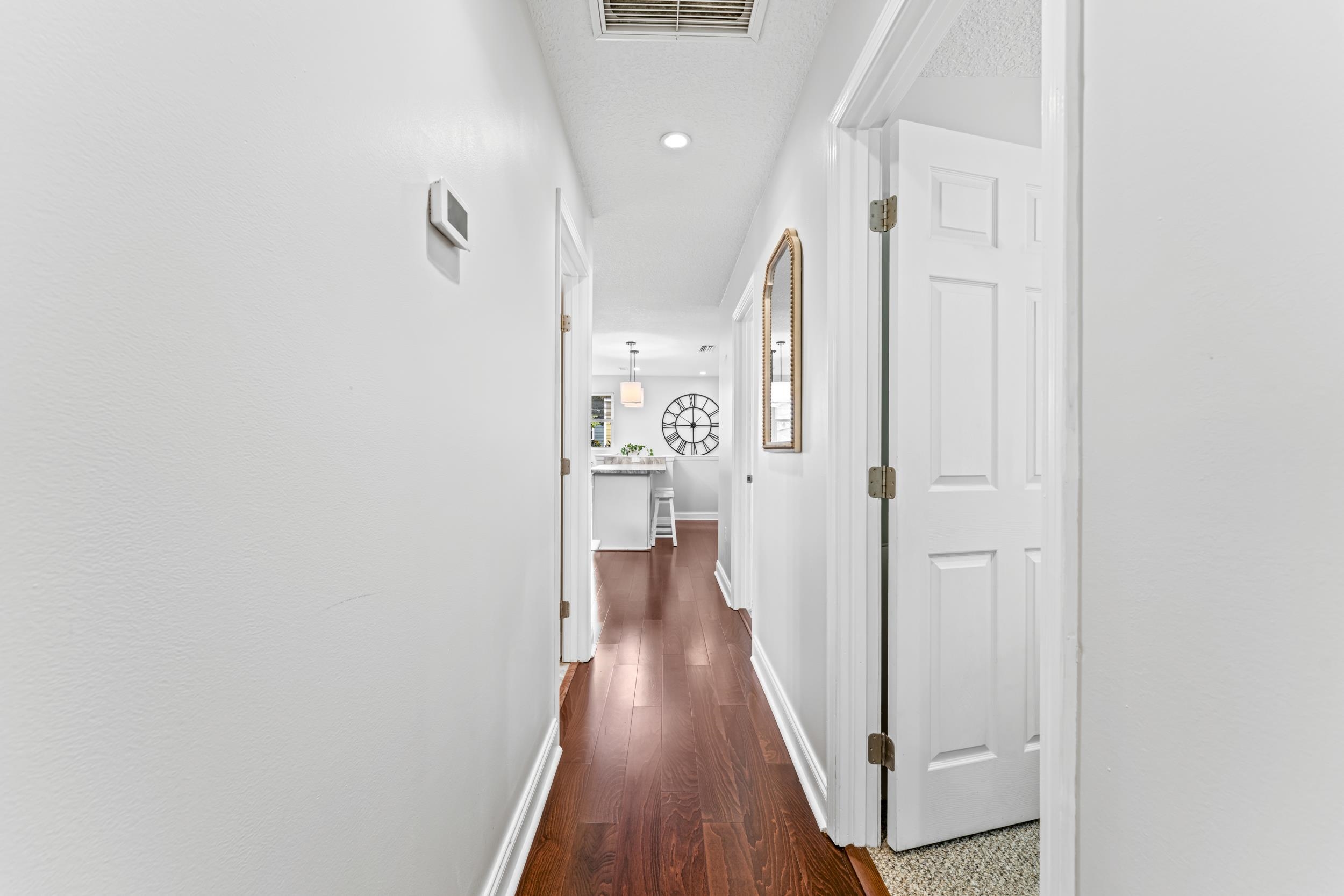 Image 19 of 54 For 125 Moore St