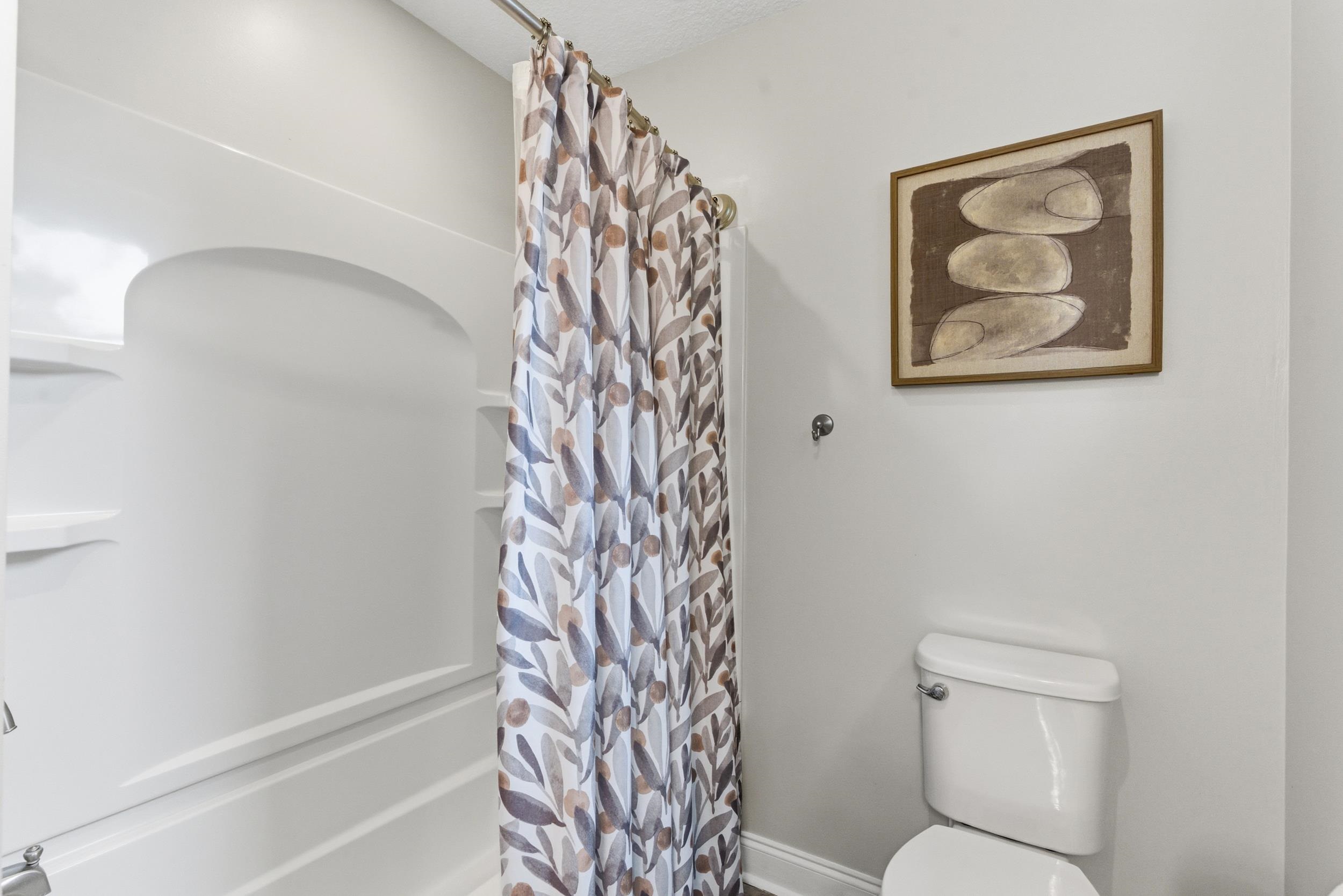 Image 31 of 54 For 125 Moore St