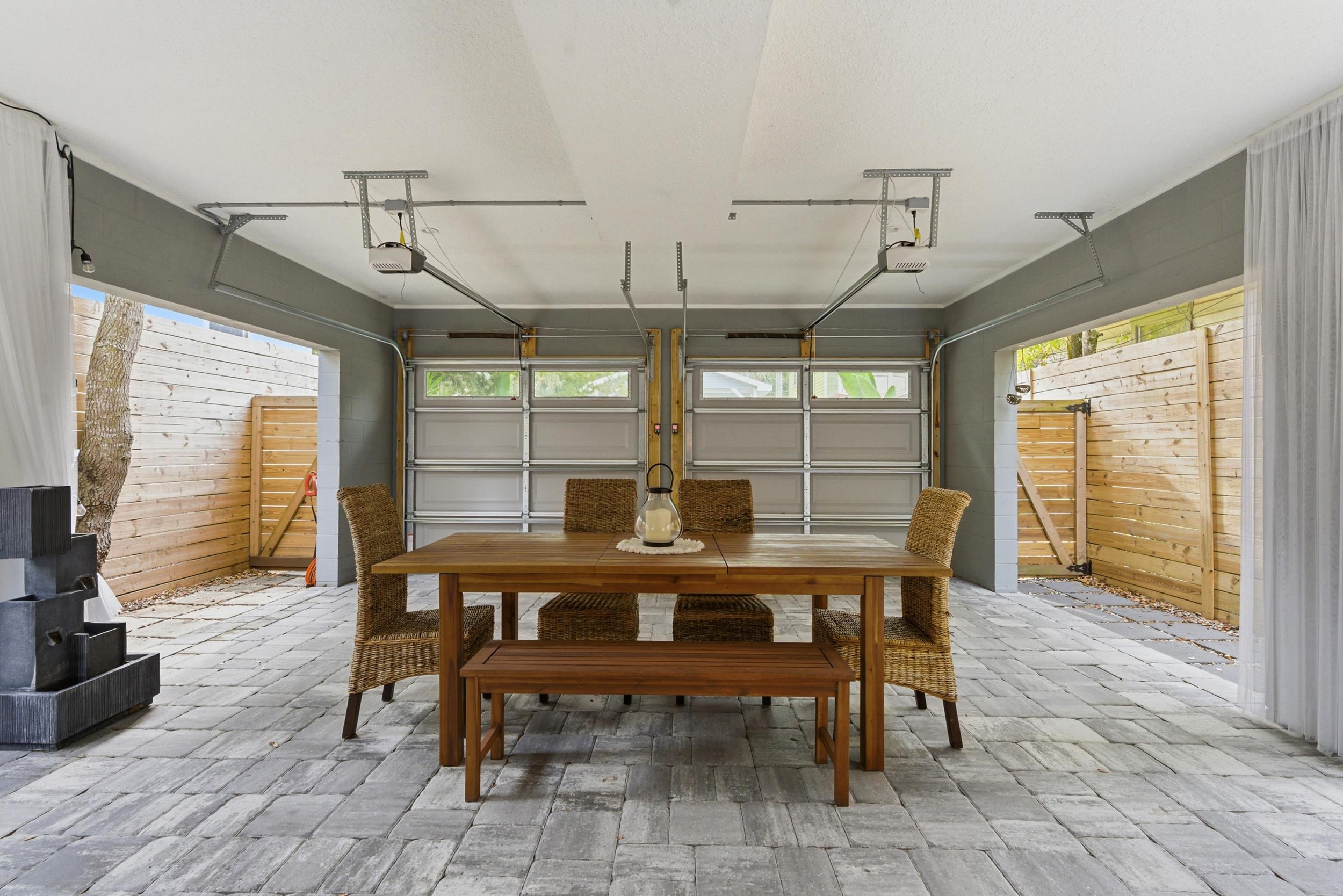 Image 38 of 54 For 125 Moore St