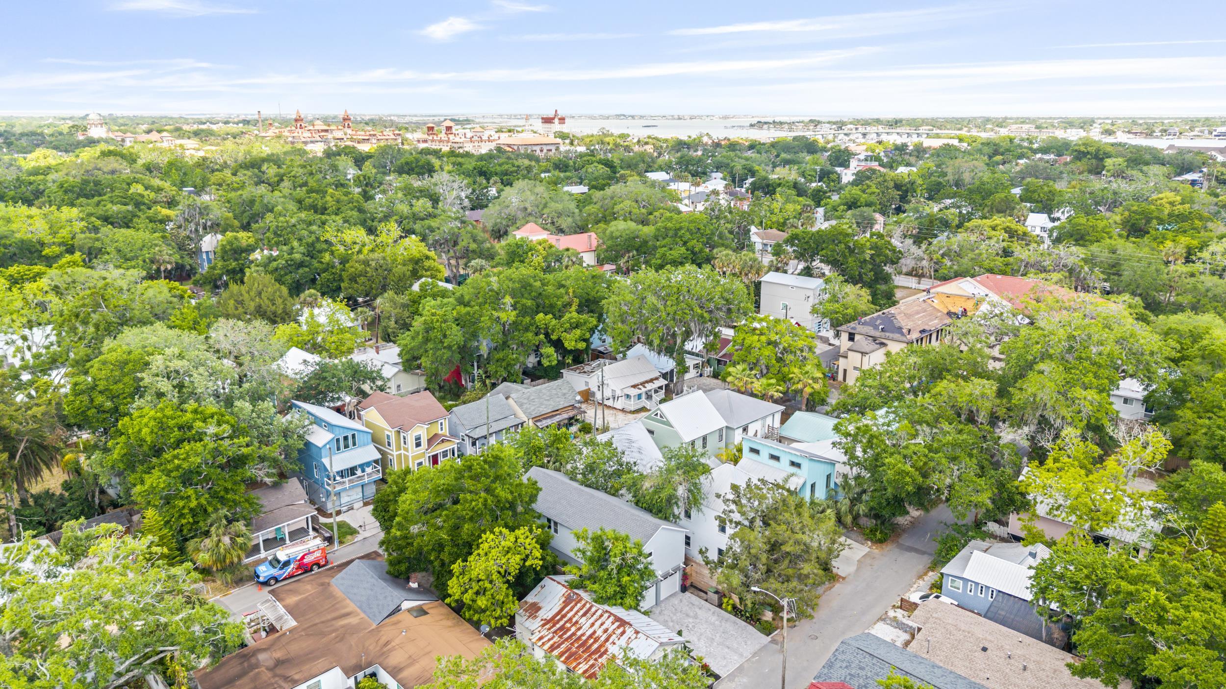 Image 50 of 54 For 125 Moore St