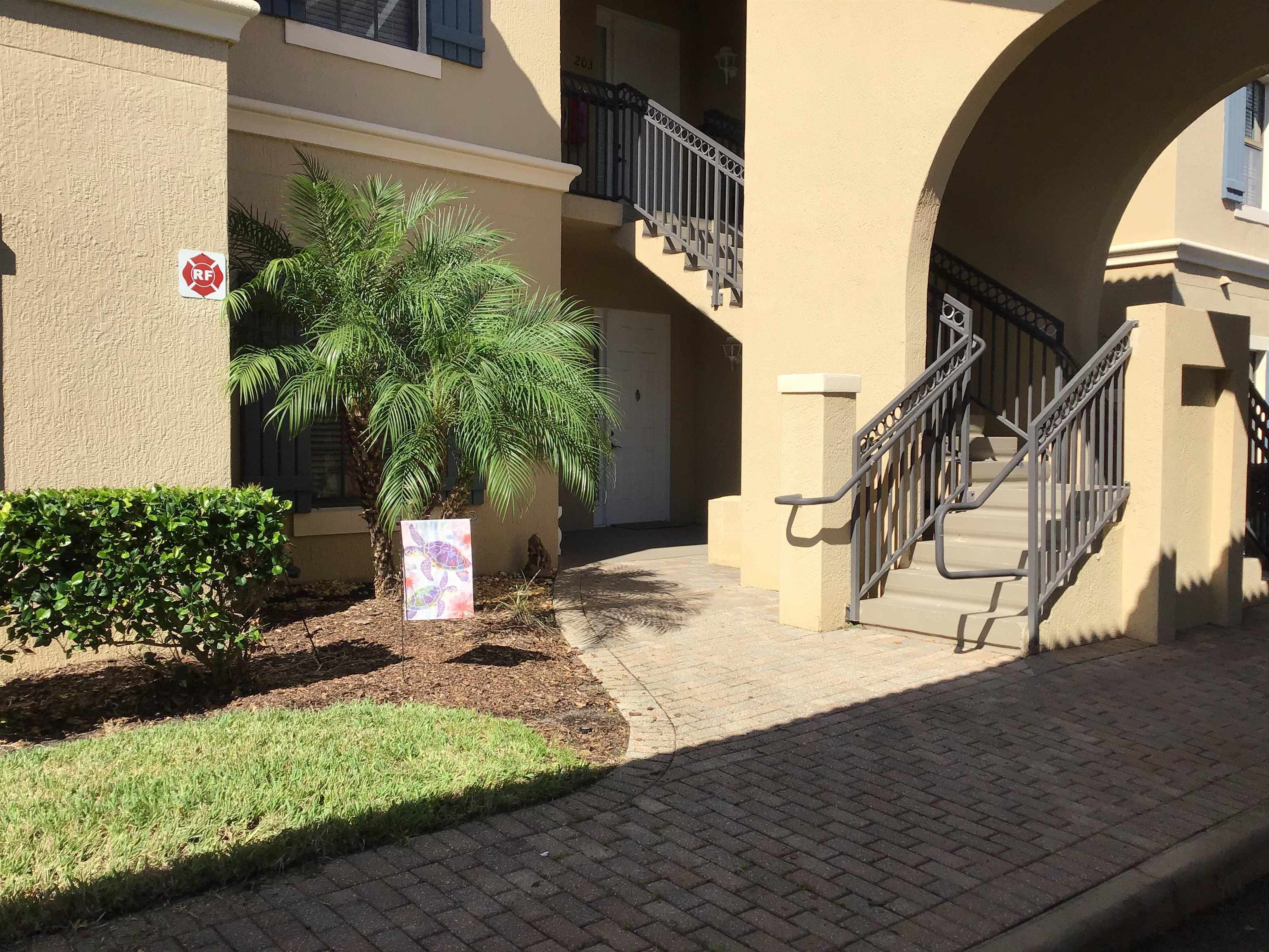 Image 4 of 35 For 150 Calle El Jardin  103