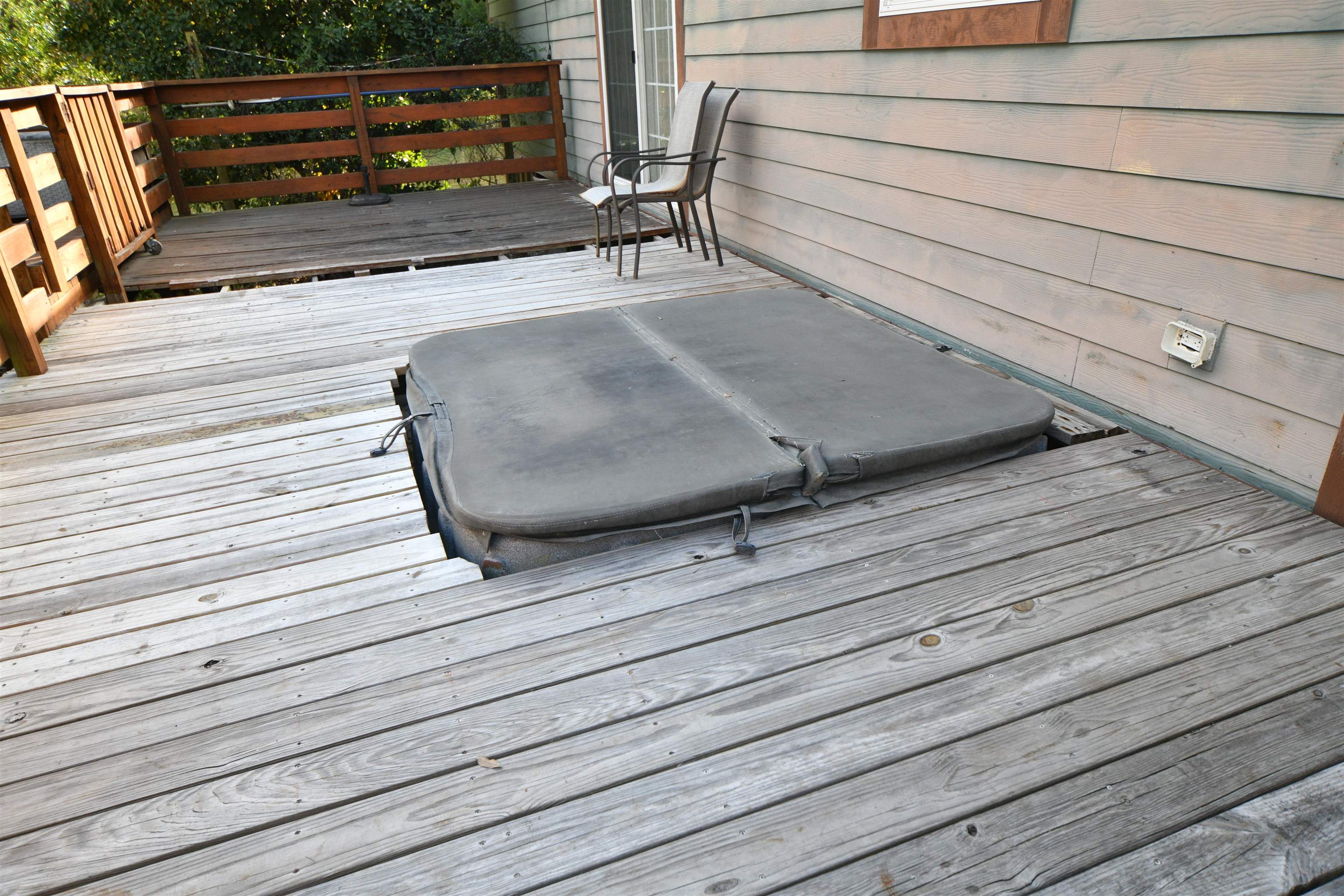 Image 16 of 52 For 130 Fulwood Dr