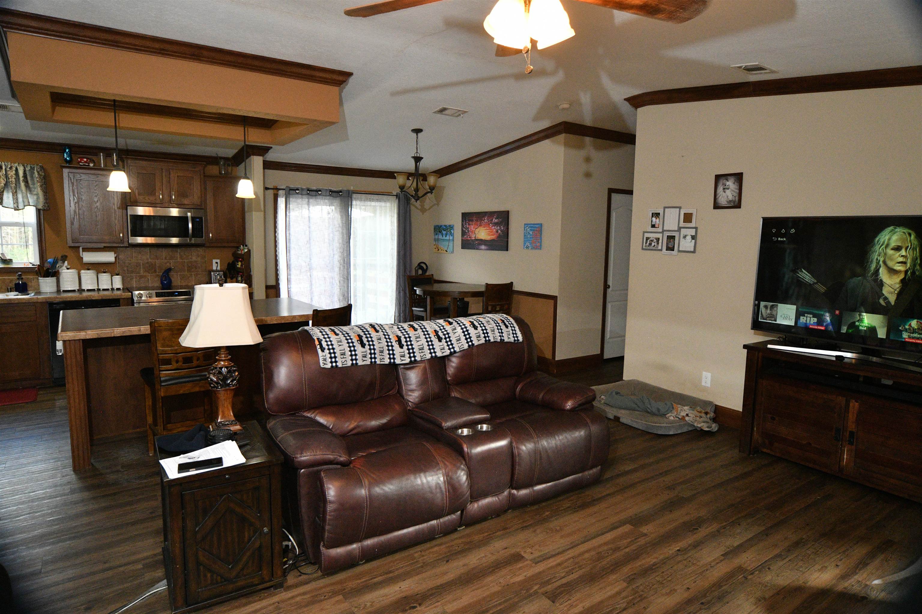 Image 18 of 52 For 130 Fulwood Dr