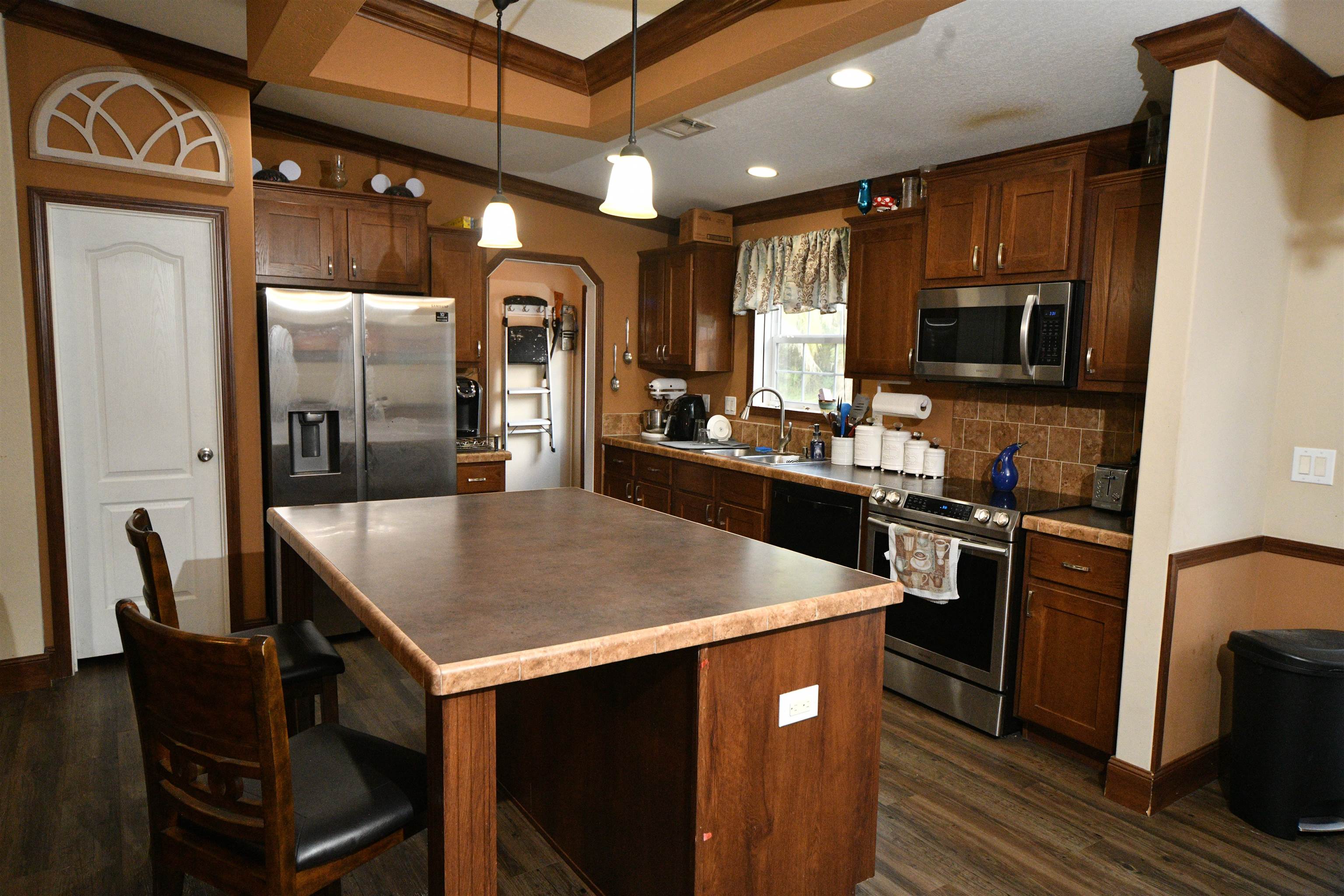 Image 24 of 52 For 130 Fulwood Dr